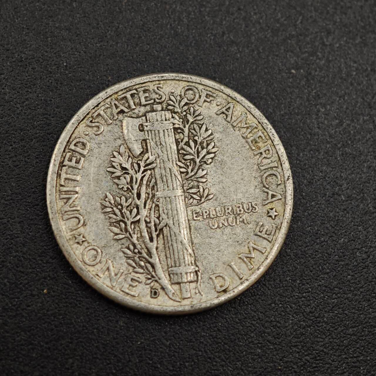 【淘币小摊】实时拍第八百零二拍   散币场   满百包邮可预留二周 每周一统一发货   美国1943年小飞人10分银币