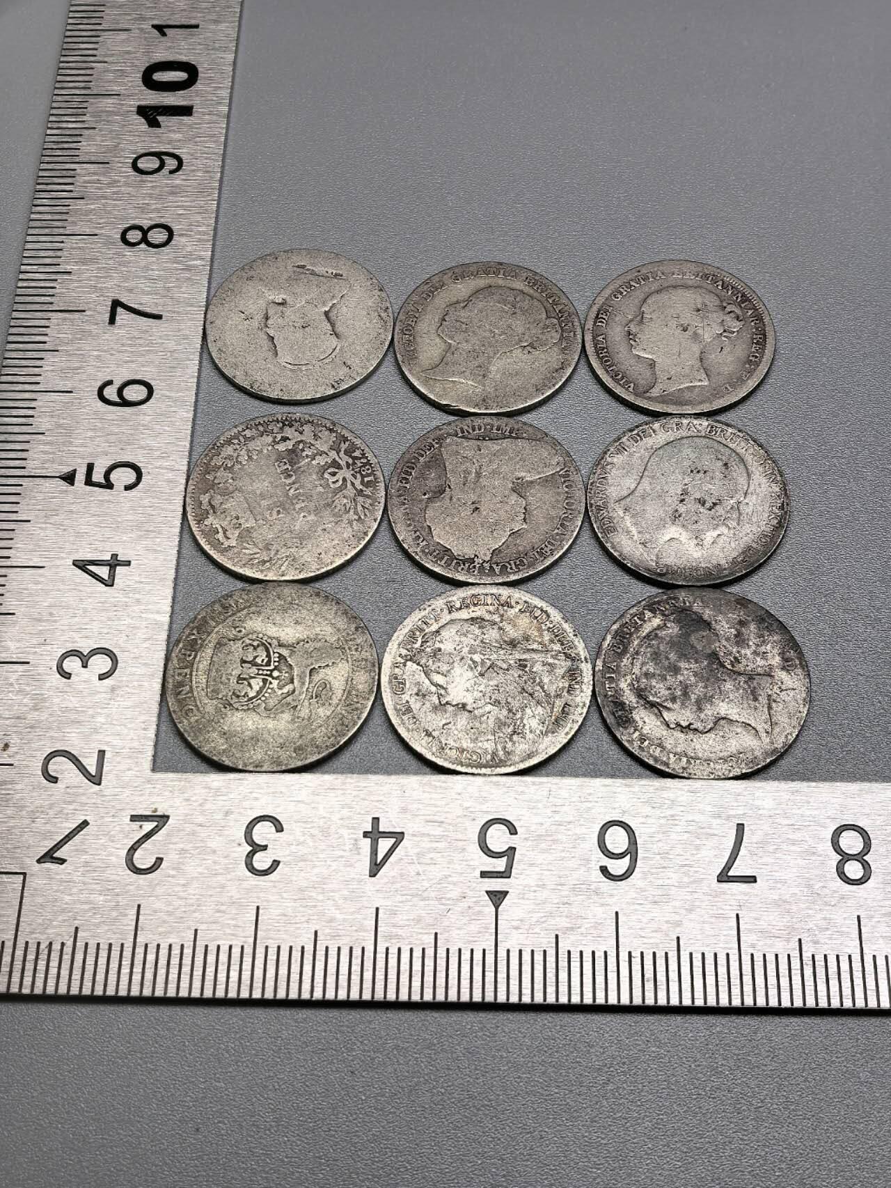 小驴勋章奖章收藏11月22日周六晚六点拍卖（珍爱和平，收藏战争，铭记历史，勿忘国耻，忠党爱国。有偿代拍，送拍规则在简介最后，参拍须阅读规则后再参拍，关系到运费包装发货时效真假辨别等关键信息，拍卖时不再发原图，看大图店主微信码在拍卖店铺介绍里） 18XX年6便士银币一组，23克