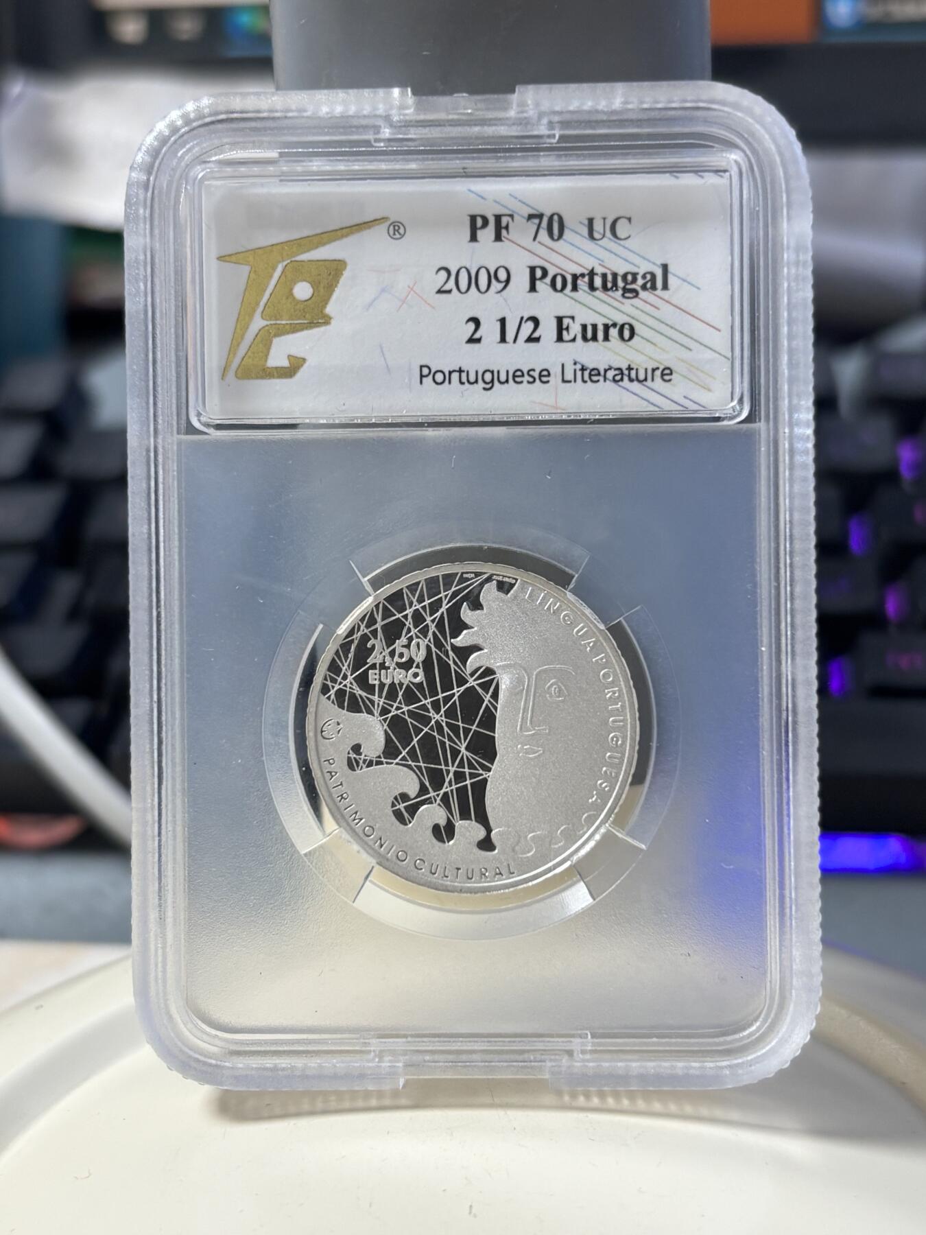 第182期拍卖 葡萄牙2009年 欧洲之星系列2.5欧精制银币 TQG PF70UC-925银 12克 发行量：约1万枚