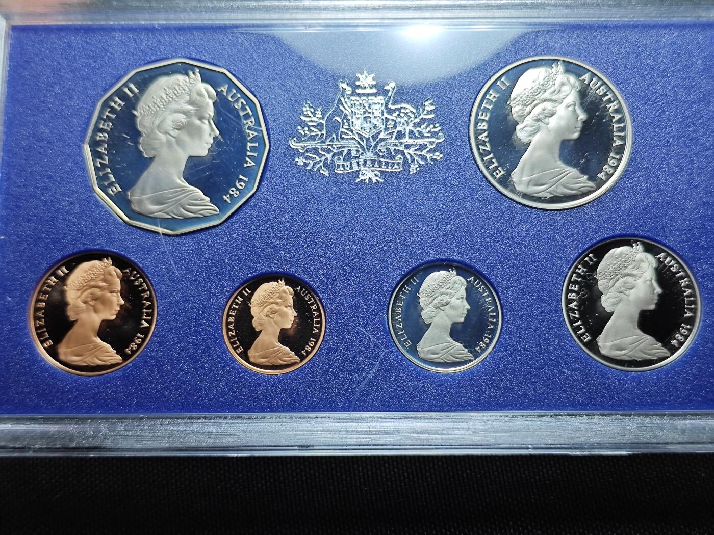 KK钱币收藏小铺 （套币 好品/批量散币 银币）专场  2月预留时间 周末发货  1984澳大利亚清年精制币一套