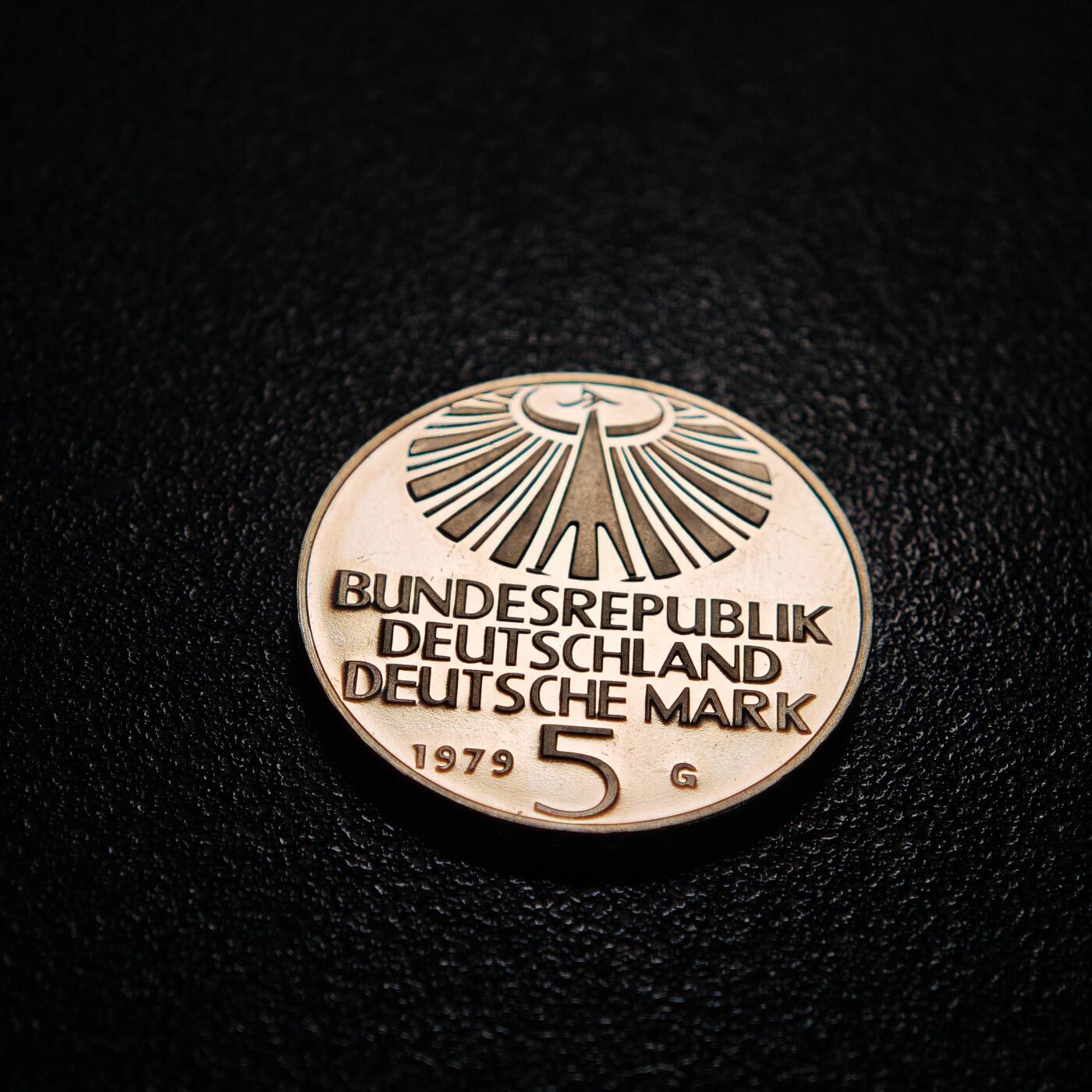 【德藏】世界币章拍卖第154期（拍品征集中~欢迎藏友联系） 1979年 德国化学家奥托·哈恩诞辰百年5马克纪念镍币 直径约：29mm；重约：10g