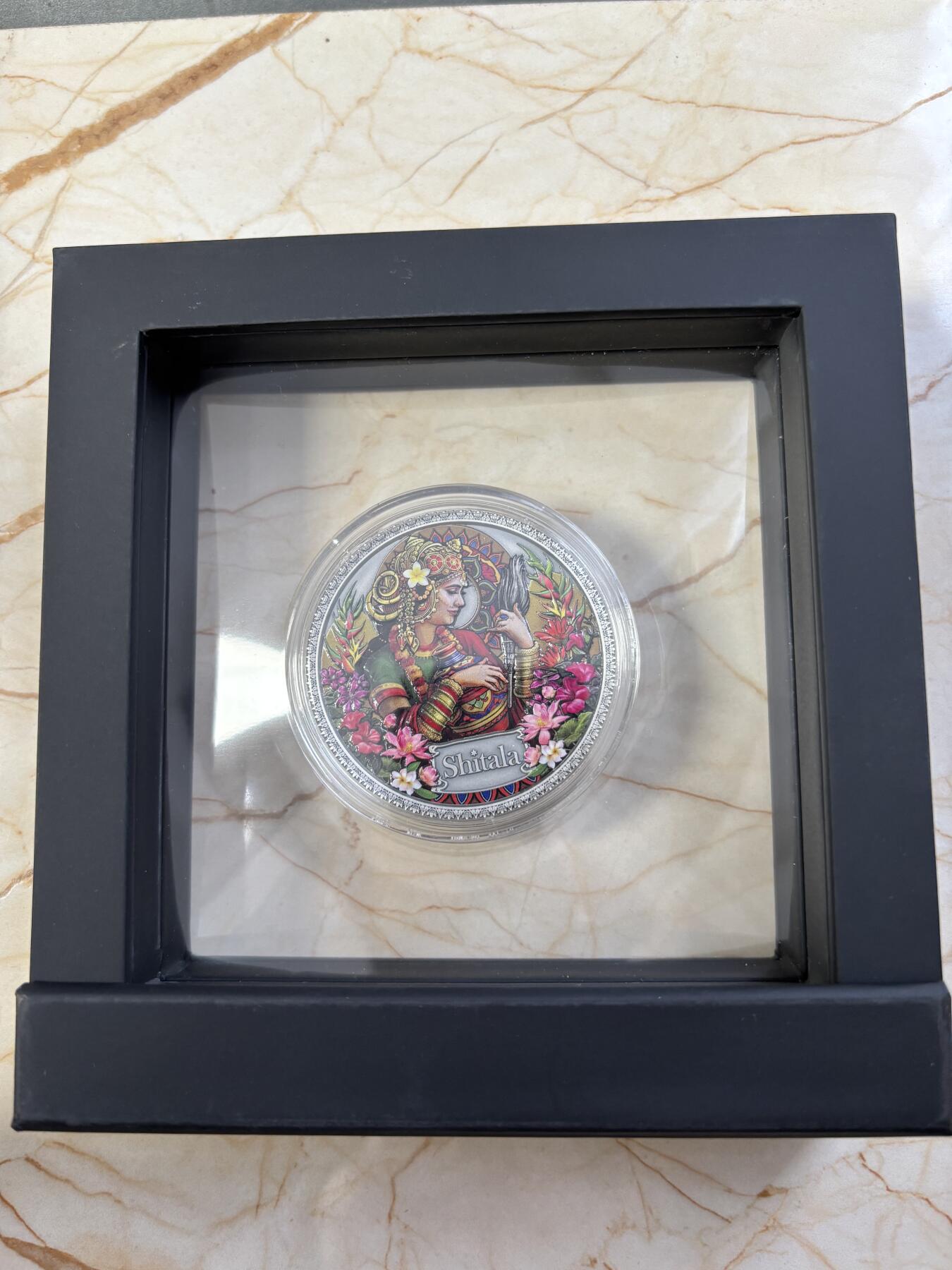 第182期拍卖 加纳2022年健康女神系列6希塔拉彩色纪念银币，999银，50克，发行500枚