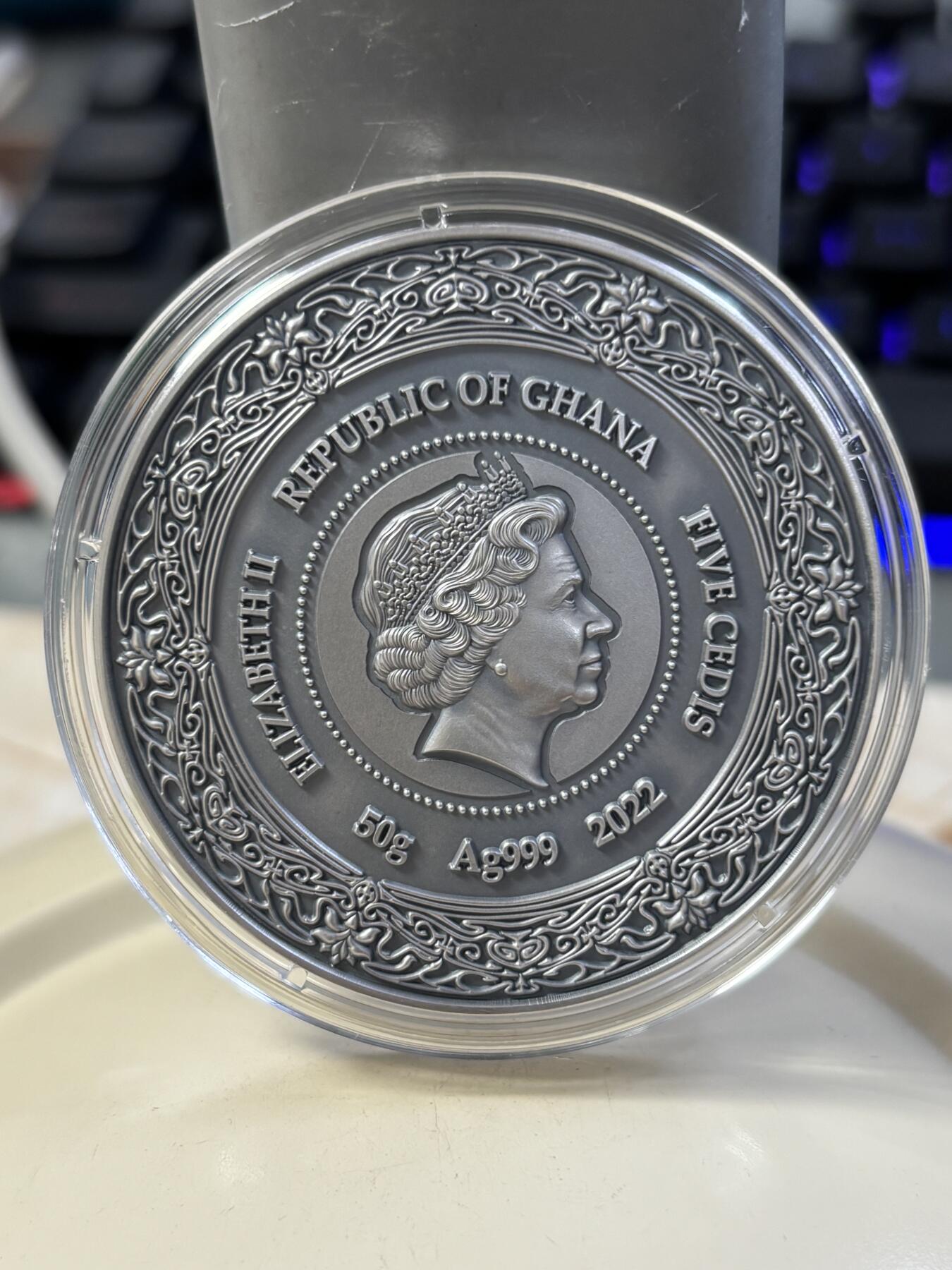 第182期拍卖 加纳2022年健康女神系列6希塔拉彩色纪念银币，999银，50克，发行500枚