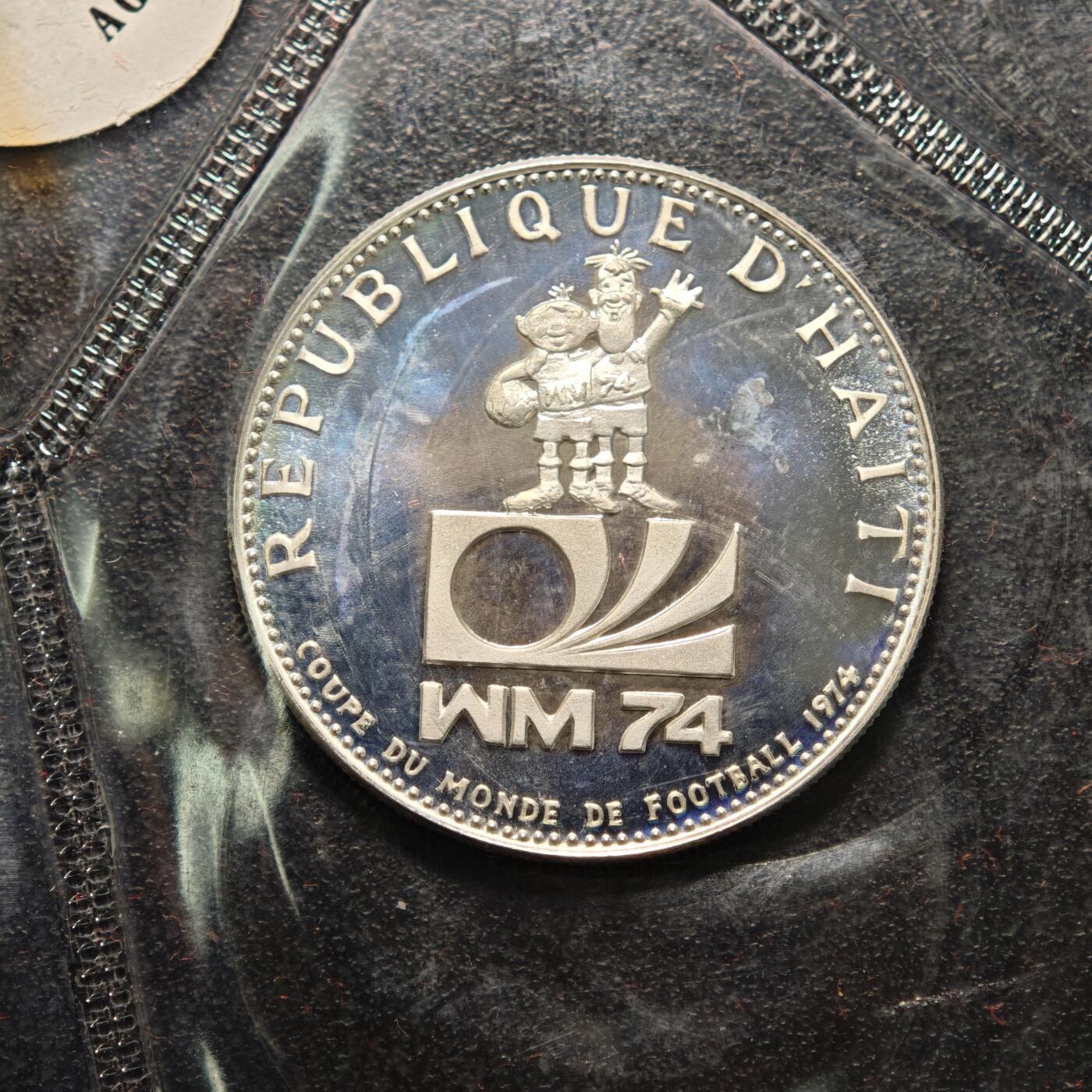 【德藏】世界币章拍卖第154期（拍品征集中~欢迎藏友联系） 1973年 海地精制纪念套币 原册