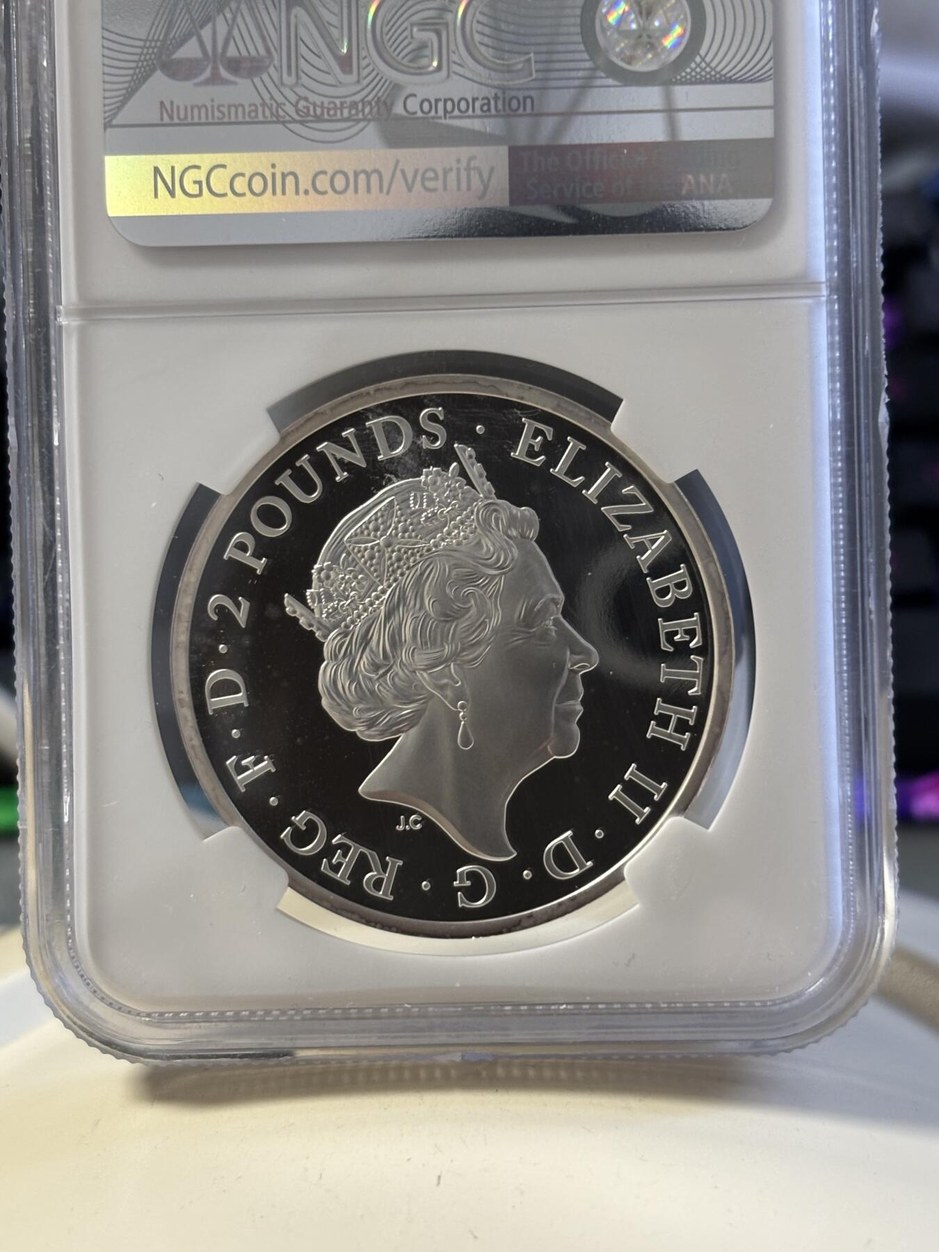 第182期拍卖 英国2022年都铎王朝神兽西摩豹1盎司精制纪念银币NGC-PF69原盒证书，999银，发行量7010枚