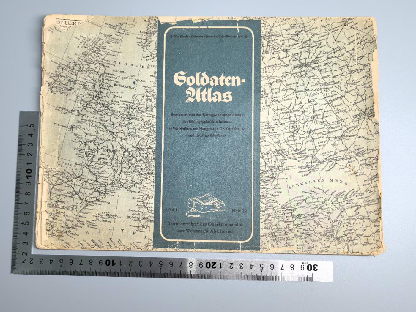 小驴勋章奖章收藏11月22日周六晚六点拍卖（珍爱和平，收藏战争，铭记历史，勿忘国耻，忠党爱国。有偿代拍，送拍规则在简介最后，参拍须阅读规则后再参拍，关系到运费包装发货时效真假辨别等关键信息，拍卖时不再发原图，看大图店主微信码在拍卖店铺介绍里） 1941年得3军事地图册