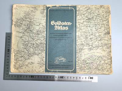 小驴勋章奖章收藏11月22日周六晚六点拍卖（珍爱和平，收藏战争，铭记历史，勿忘国耻，忠党爱国。有偿代拍，送拍规则在简介最后，参拍须阅读规则后再参拍，关系到运费包装发货时效真假辨别等关键信息，拍卖时不再发原图，看大图店主微信码在拍卖店铺介绍里） - 1941年得3军事地图册