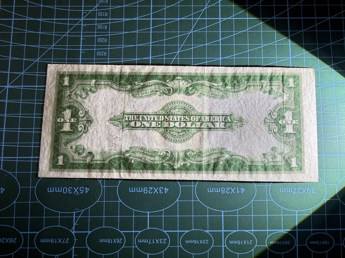 【炜奕收藏】，第五十一期 1923年美国1美元银币券，大票幅，品相如图