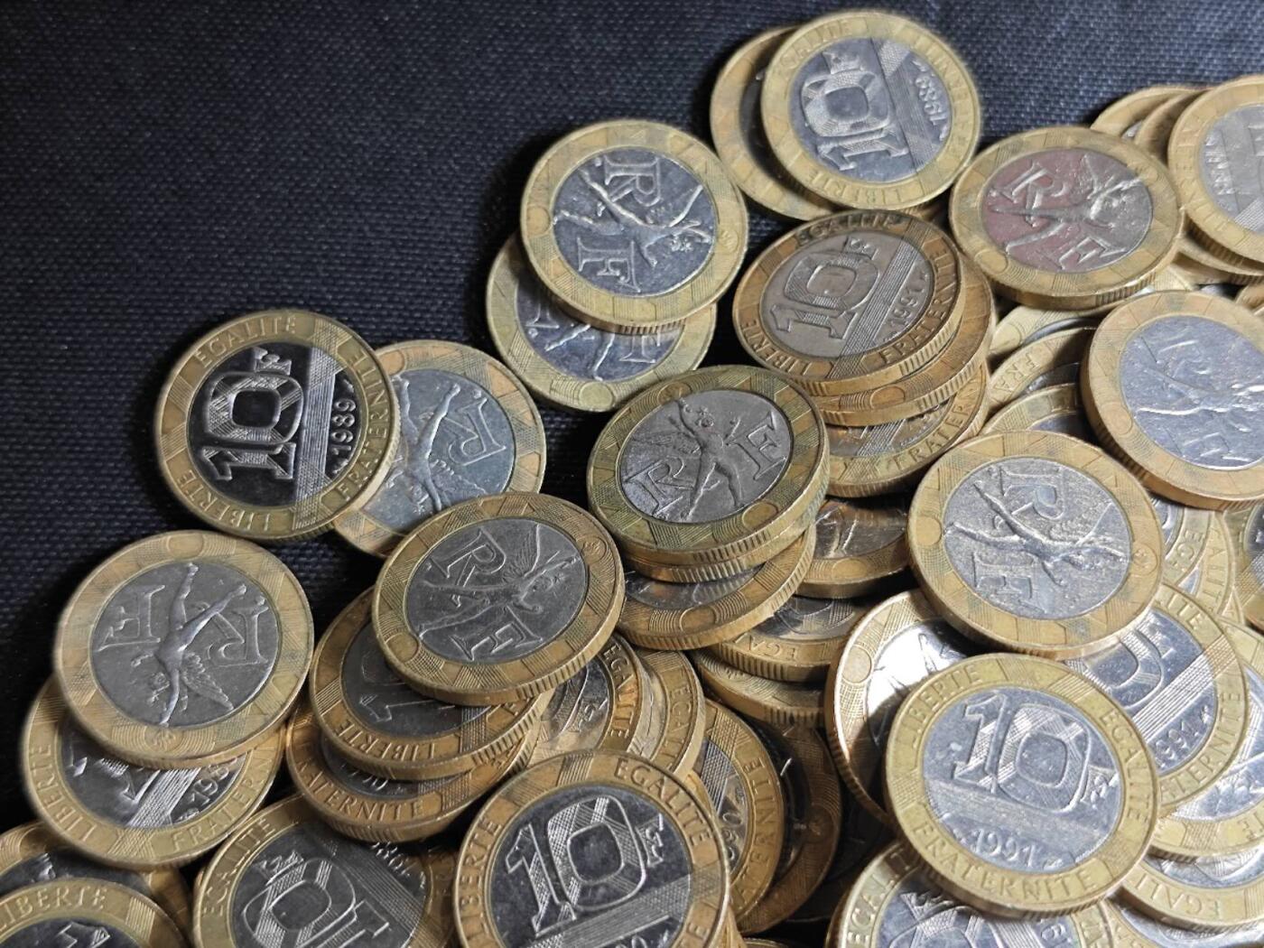 KK钱币收藏小铺 （套币 好品/批量散币 银币）专场  2月预留时间 周末发货  法国10法郎各种年份 双色币一组347枚