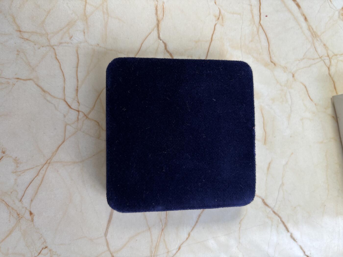 第182期拍卖 奥地利1992年卡尔五世精制纪念银币，900银，总重20克，直径34毫米。克劳斯世界硬币大赛最佳克朗币