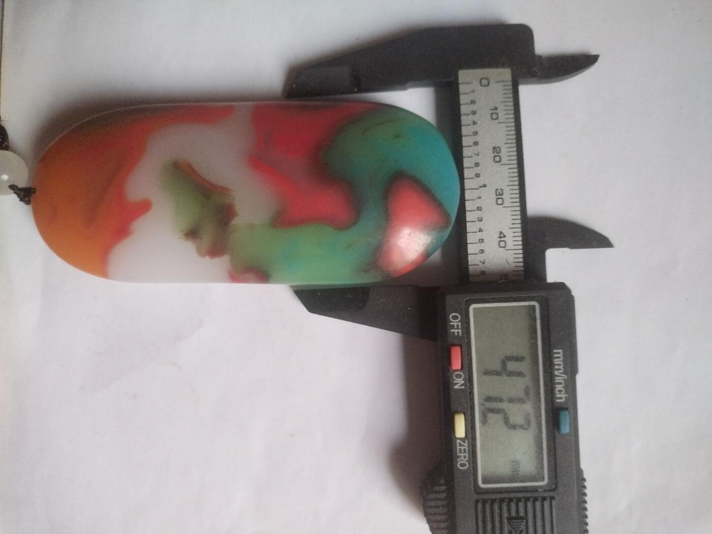 玉石 手镯 手串 新疆七彩玉手把件。