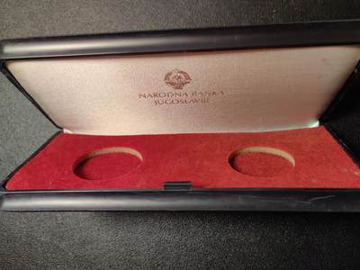 靖甫拍卖第十一场 - 南斯拉夫盒子