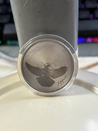 第182期拍卖 - 获奖瑞士1988年汉城奥运和平鸽和五环铜镍精制版本纪念币带盒，获克劳斯1990年度最佳艺术币大奖，