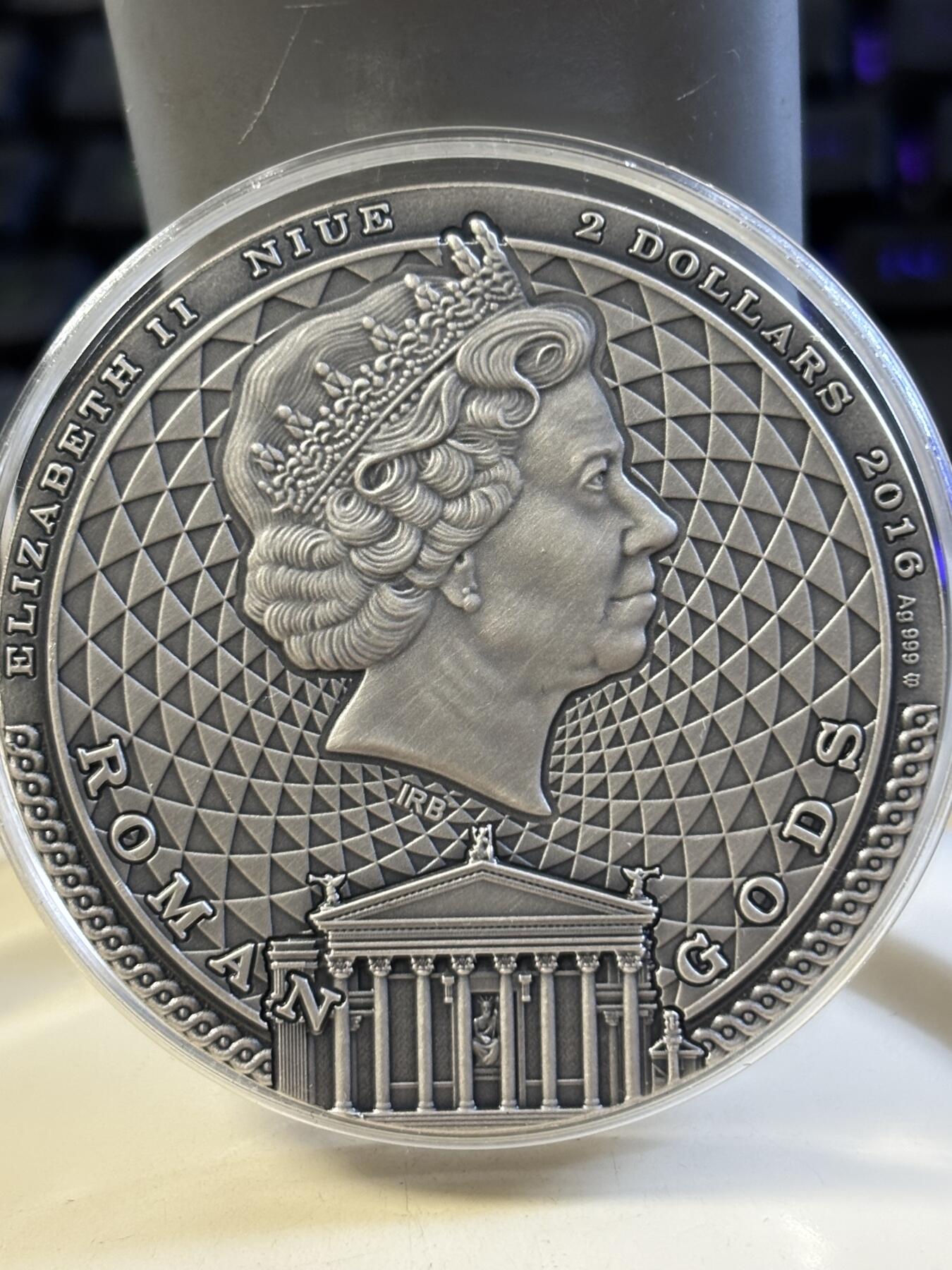 第182期拍卖 纽埃2016年罗马诸神朱庇特2盎司仿古纪念银币，2盎司，999银，发行500枚