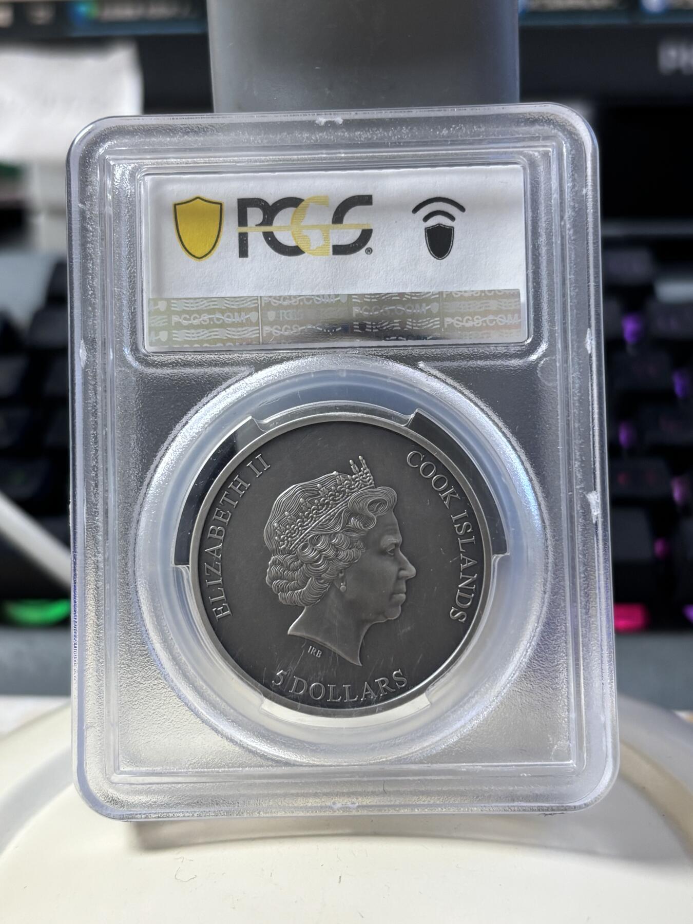第182期拍卖 帕劳2023年幸运钱币系列镶嵌幸运四叶草纪念银币PCGS-PR70首无盒无证书，999银，发行2023枚