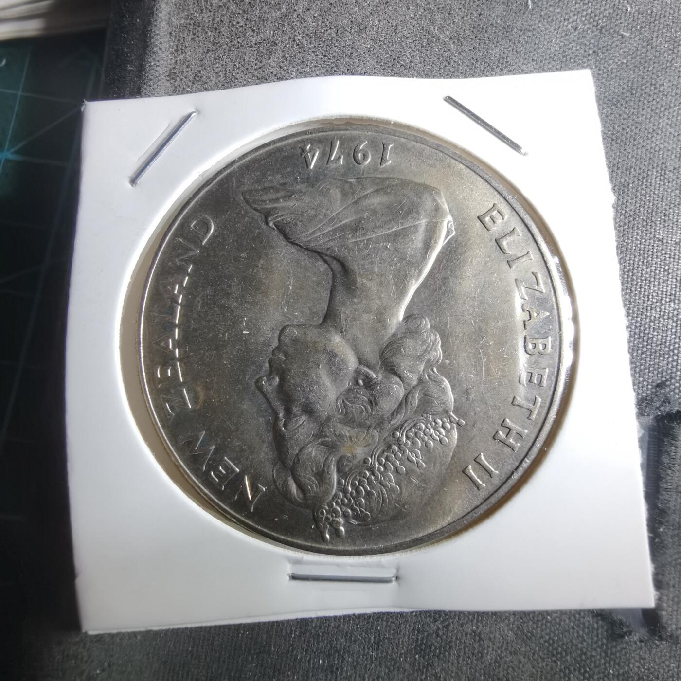 沼泽如烟--第910场 新西兰1974年一元纪念币