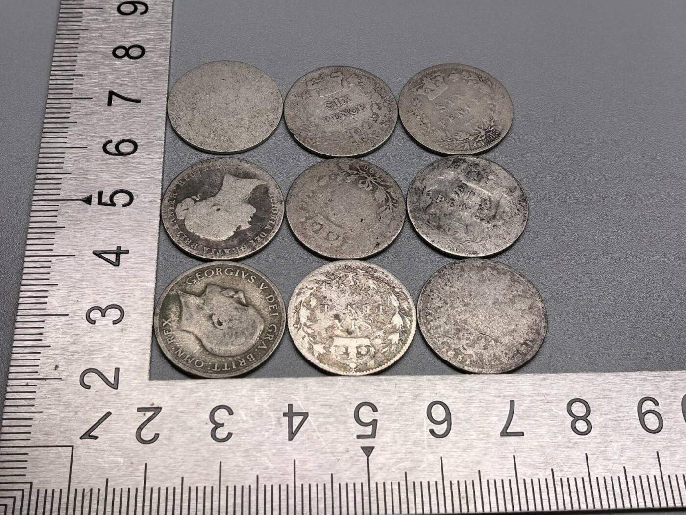 小驴勋章奖章收藏11月22日周六晚六点拍卖（珍爱和平，收藏战争，铭记历史，勿忘国耻，忠党爱国。有偿代拍，送拍规则在简介最后，参拍须阅读规则后再参拍，关系到运费包装发货时效真假辨别等关键信息，拍卖时不再发原图，看大图店主微信码在拍卖店铺介绍里） 18XX年6便士银币一组，23克