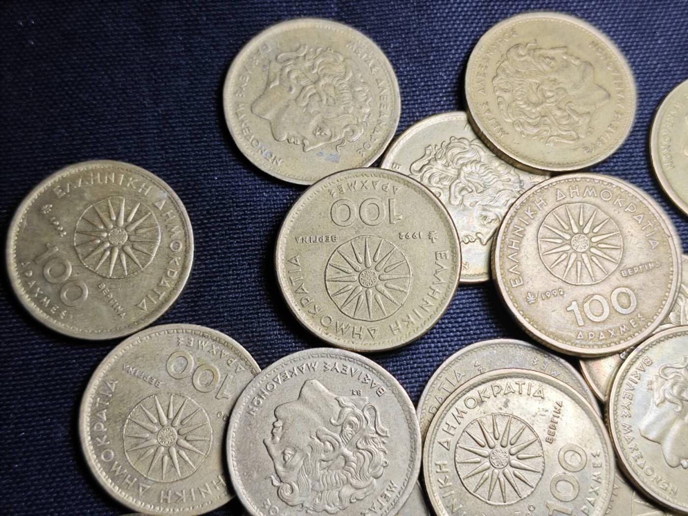KK钱币收藏小铺 （套币 好品/批量散币 银币）专场  2月预留时间 周末发货  希腊100德拉克马一组32枚！