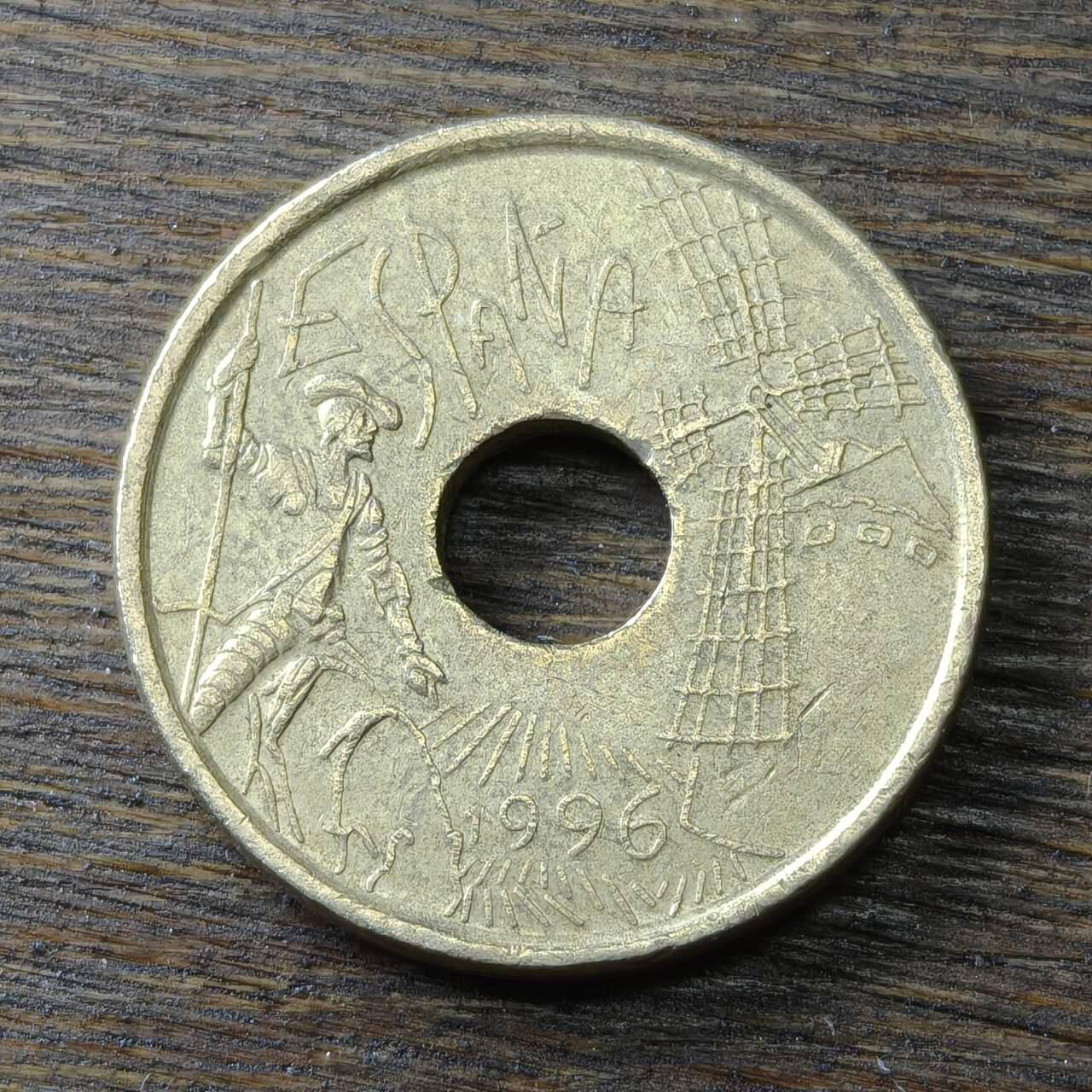 【铜匠收藏】★第132场★散币场，无佣金，30包邮。不满30元，支付5元运费。《接受代拍 代送NGC评级》 西班牙 1996年 25比塞塔 中孔黄铜币