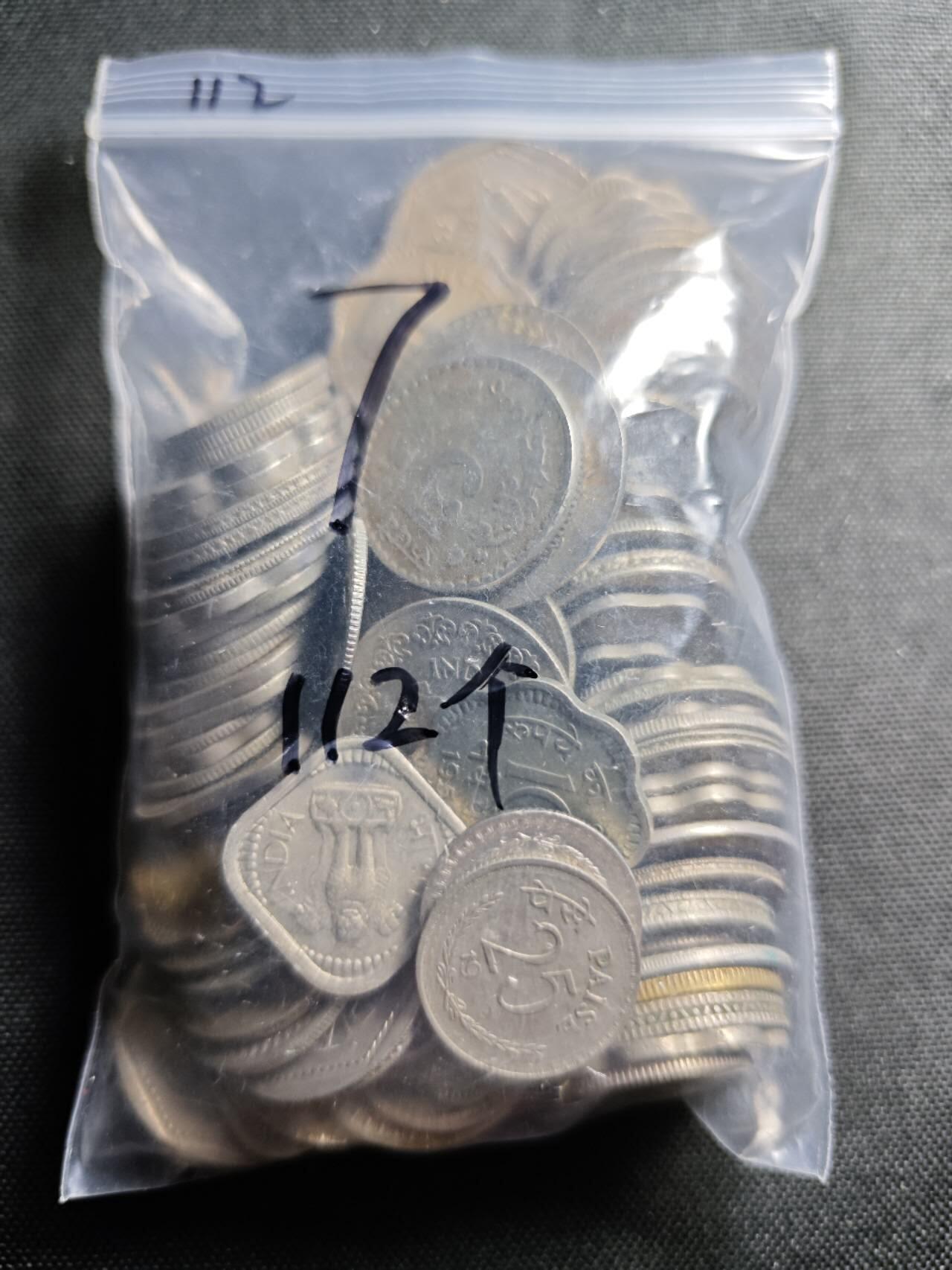 KK钱币收藏小铺 （套币 好品/批量散币 银币）专场  2月预留时间 周末发货  印度一组散币112枚 各种年份面值！