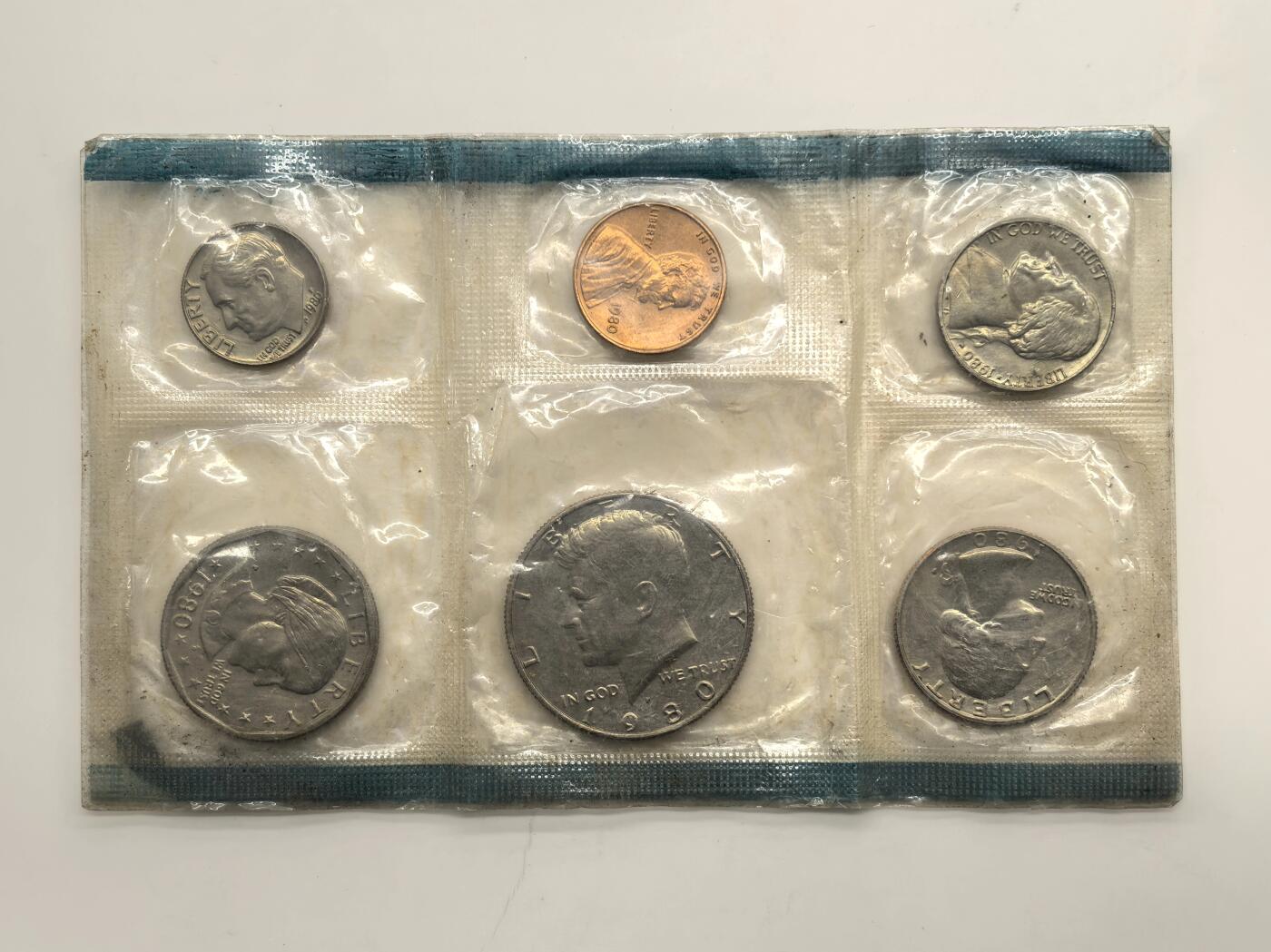 博洋堂世界钱币拍卖第147期（全场包邮） 法国1976原盒套币9枚，大力神银币+美国1980年塑封套币6枚