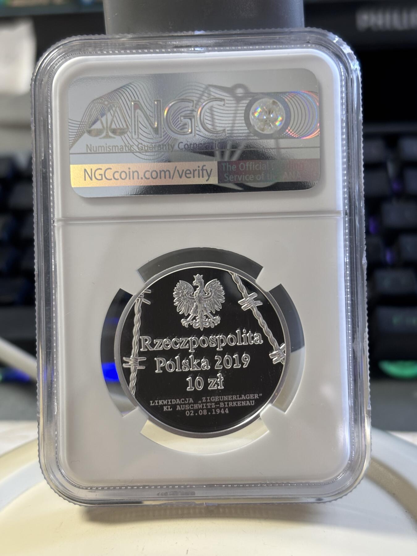 第182期拍卖 波兰2019年罗姆人和辛提人种族灭绝75周年纪念银币NGC-PF69原盒证书，925银，14.14克，发行15000枚