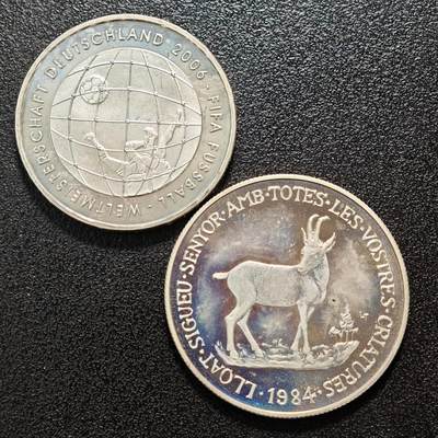 【德藏】世界币章拍卖第154期（拍品征集中~欢迎藏友联系） - 2枚一组 1984年 安道尔野生动物20第纳尔纪念银币 及 2005年 德国世界杯10欧元纪念银币 直径约：32.3mm/10E，34.9mm/20D；重约：18.1g/10E，16.1g/20D