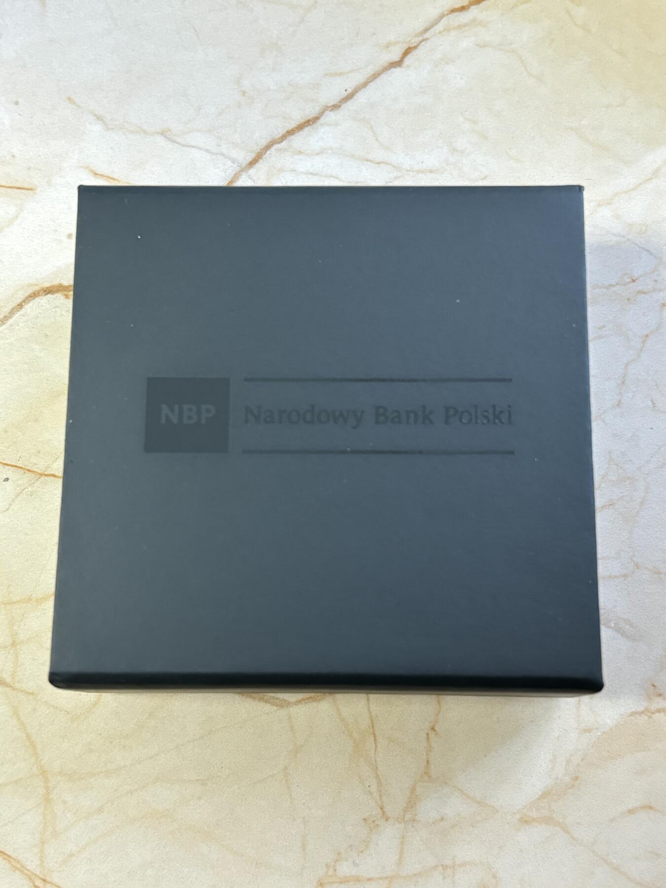 第182期拍卖 波兰2019年罗姆人和辛提人种族灭绝75周年纪念银币NGC-PF69原盒证书，925银，14.14克，发行15000枚