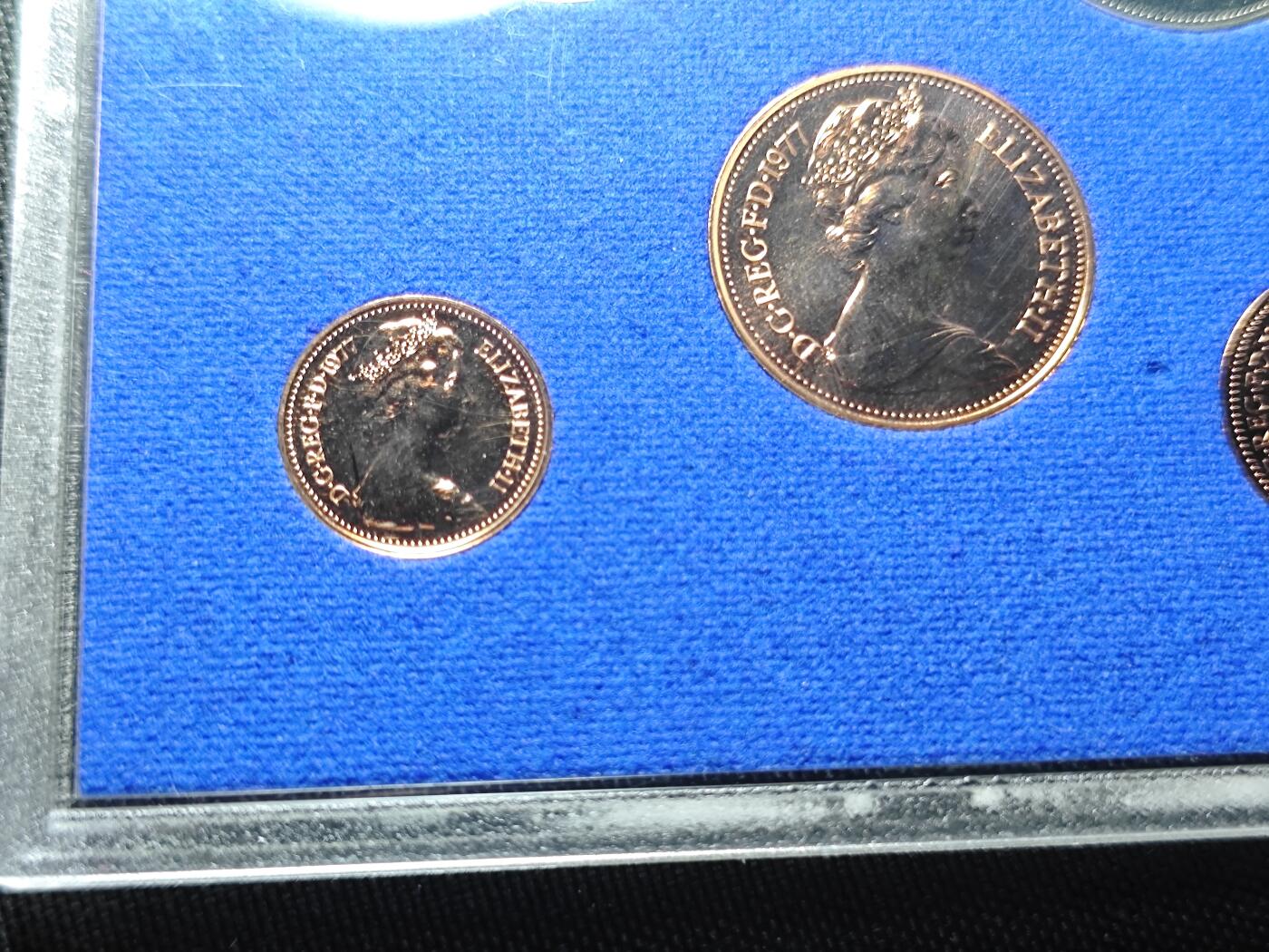 KK钱币收藏小铺 （套币 好品/批量散币 银币）专场  2月预留时间 周末发货  1977英国大小面值清年精制套币 含克朗币精制