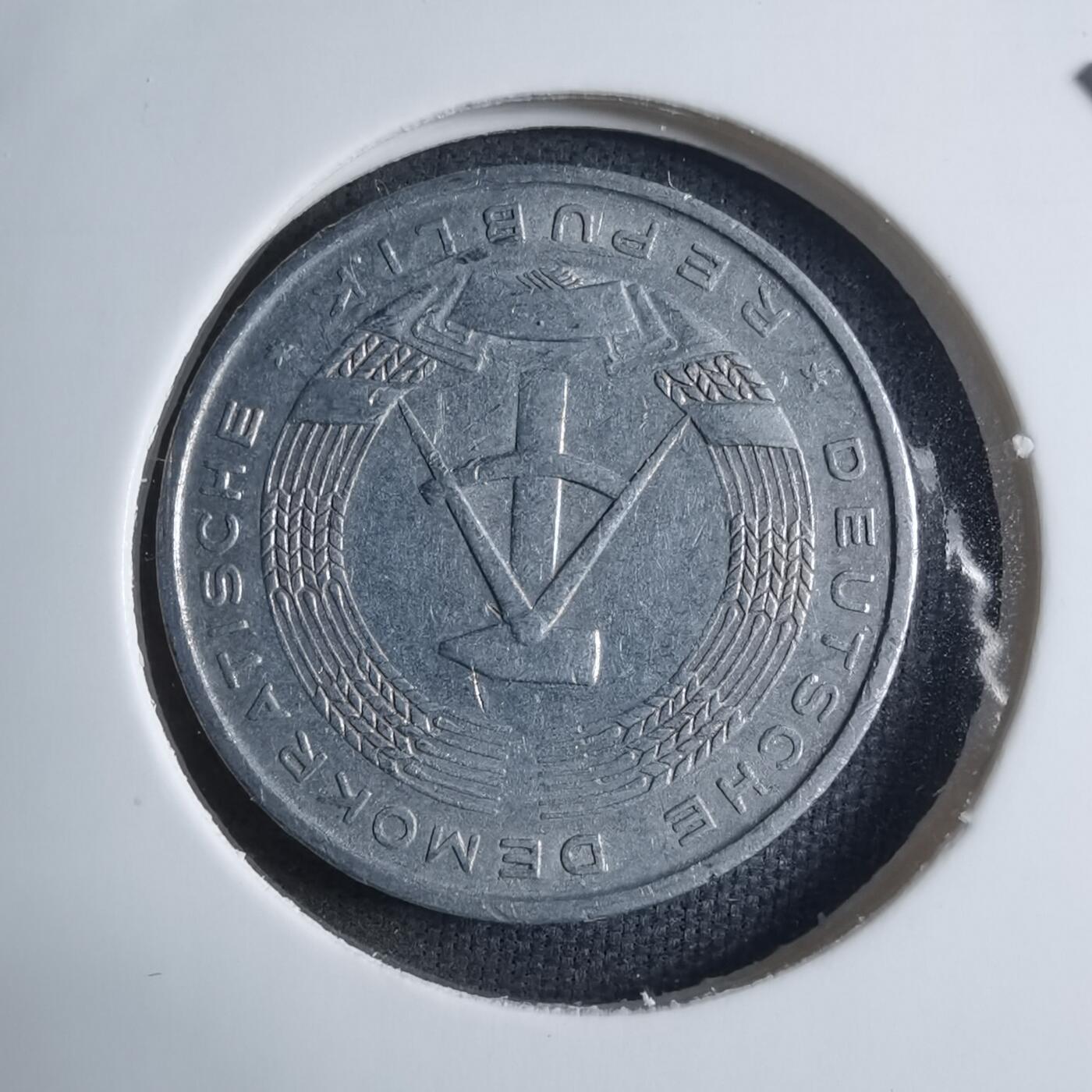 沼泽如烟--第909场 东德1968年10芬尼