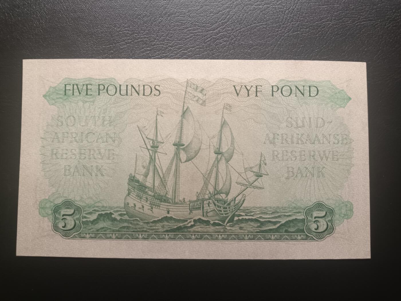 2025十一月第五期，总第203期 南非1957年5镑AUNC南非荷兰文在前版本无47，范里贝克和大帆船，少见南非镑中高面值品种