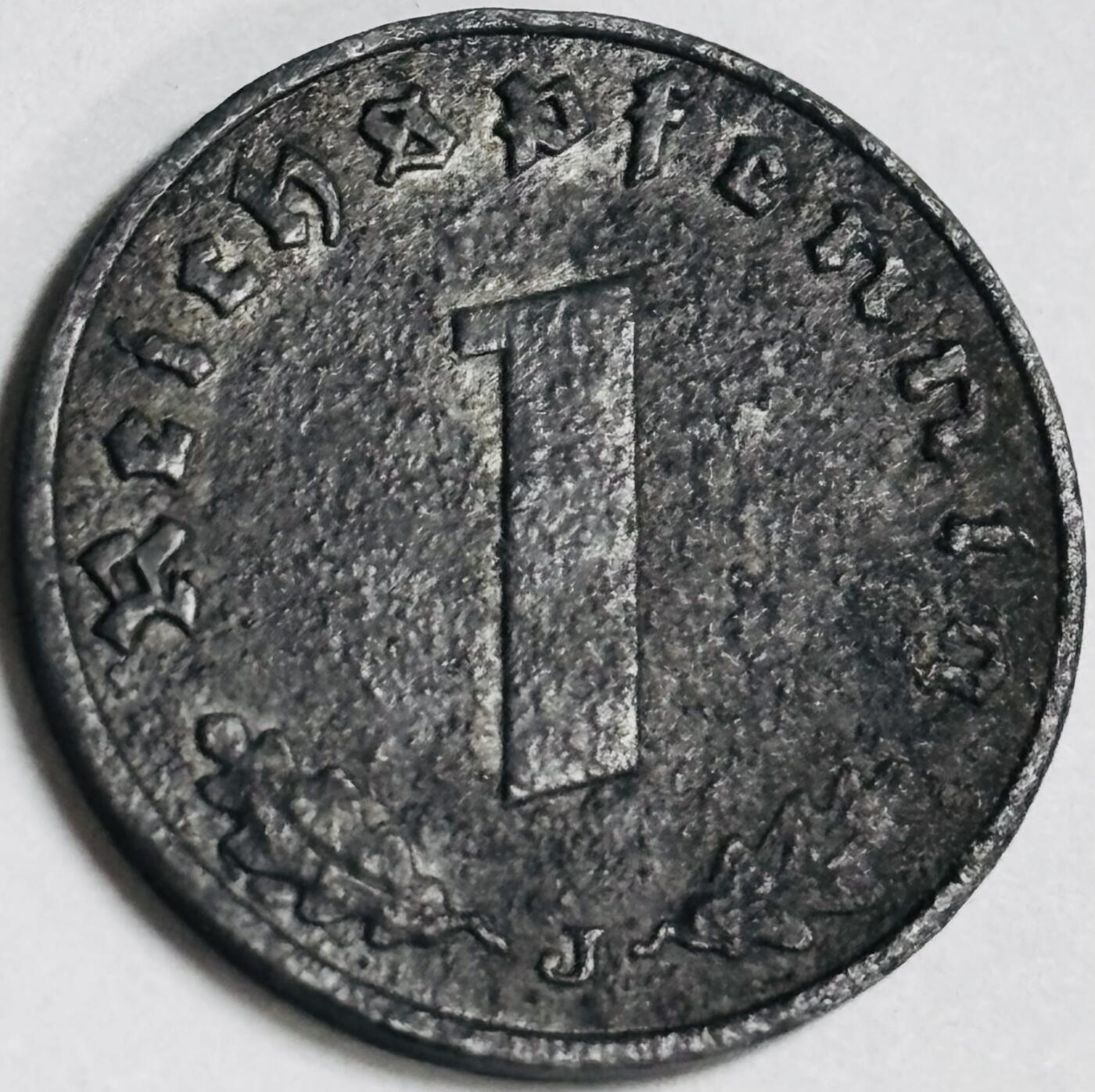 文馨钱币收藏第 282 场，【 长期接收代拍品】，加拿大老铜代用币，银币，德三系列场 极美品 1941 年德三帝国 1 芬尼锌币 J 标，锌币保存不错，收藏不错