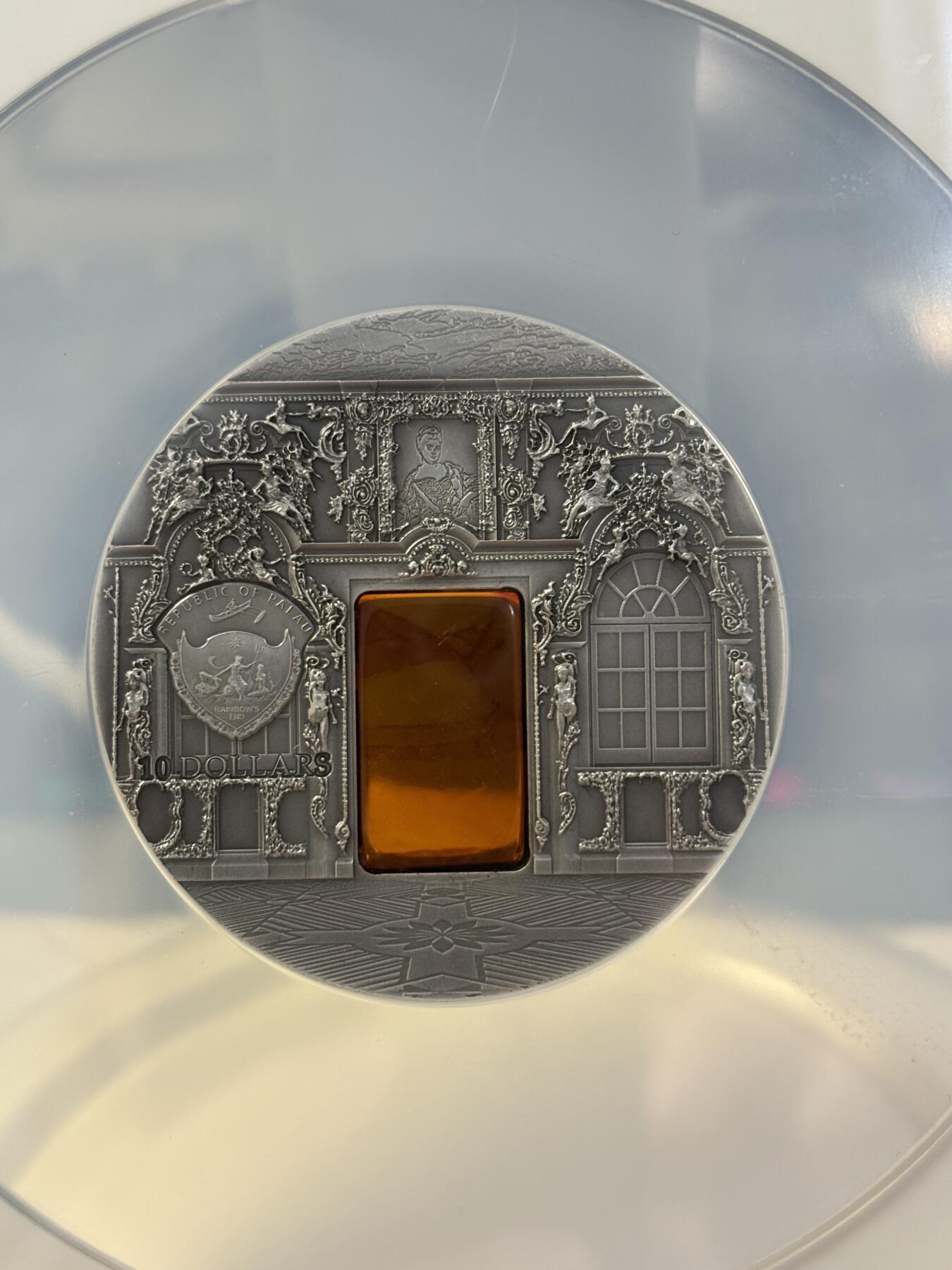 第182期拍卖 帕劳2009年矿物艺术琥珀镶嵌圣加大教堂仿古银币NGC-PF69无盒无证书，2盎司，999银，