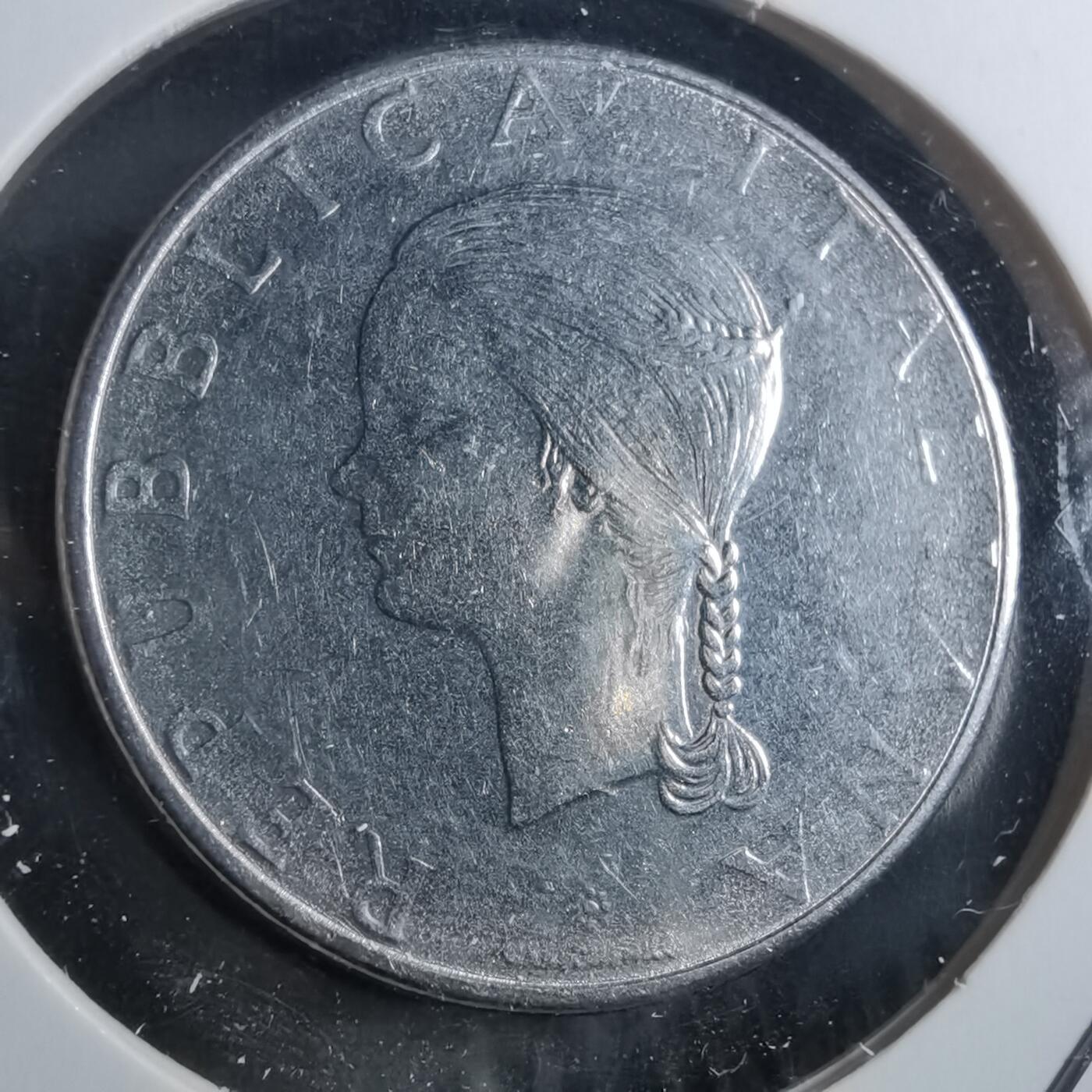 沼泽如烟--第910场 意大利1979年100里拉纪念币