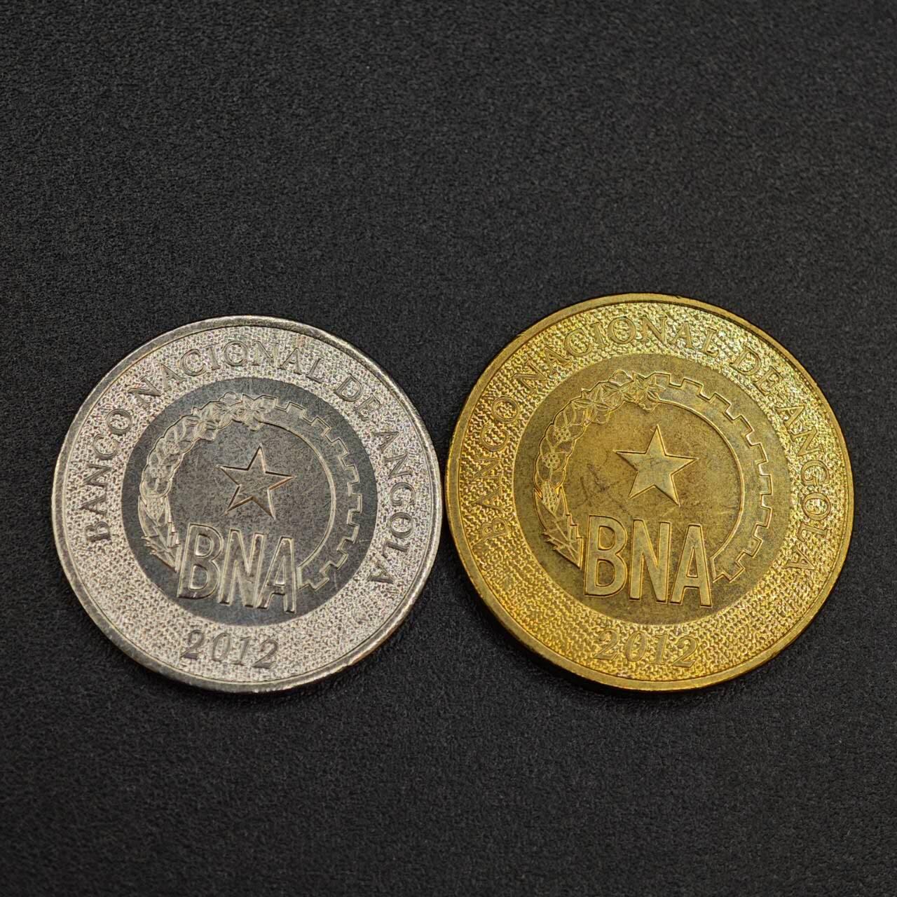 【淘币小摊】实时拍第八百零三拍   散币套币场   满百包邮可预留二周 每周一统一发货   安哥拉2012年2枚