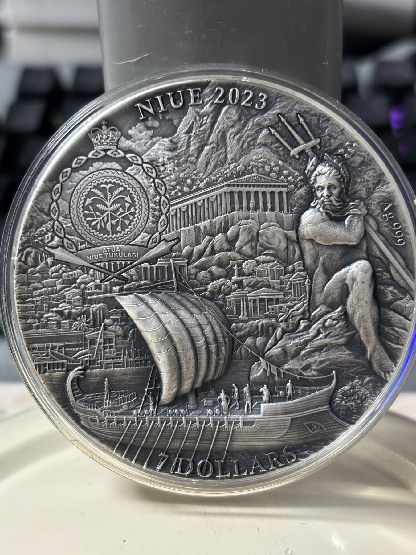 第183期拍卖 纽埃2023年希腊史诗奥德赛奥德修斯和女巫 3盎司纪念银币，999银，发行500枚，