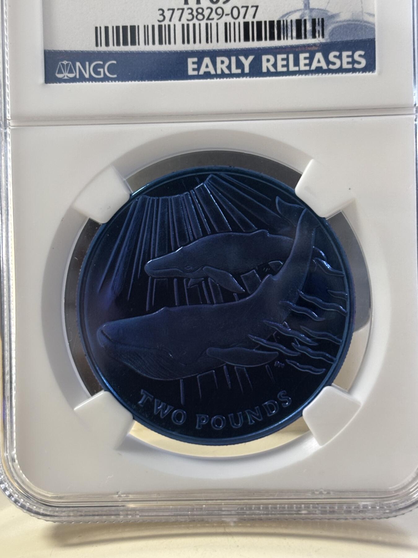 第182期拍卖 英国南乔治亚和南桑德韦奇群岛2013年蓝鲸钛金属纪念币NGC-PF69，10克