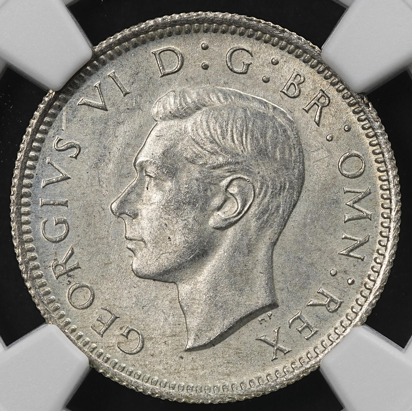 修遠堂世界钱币第九十四期 NGC评级 英国，意大利钱币各一枚