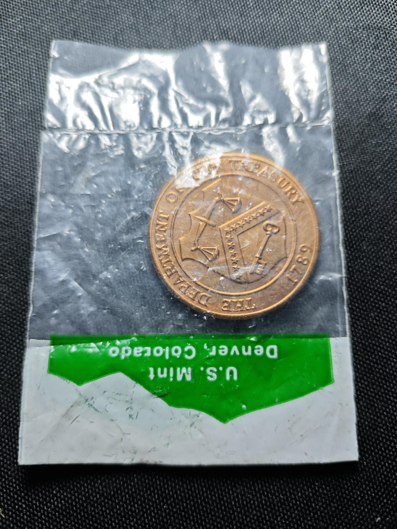 KK钱币收藏小铺 （套币 好品/批量散币 银币）专场  2月预留时间 周末发货  美国官方造币厂纪念铜章 原封