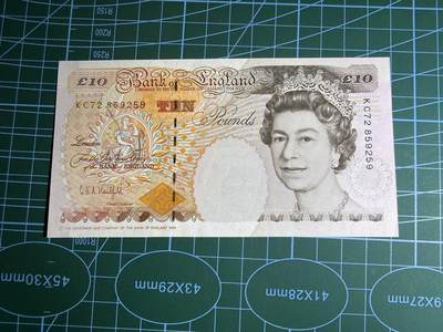 【炜奕收藏】，第五十一期 - 英国E序列初版数字版10镑，UNC-品相，边缘轻微潮斑