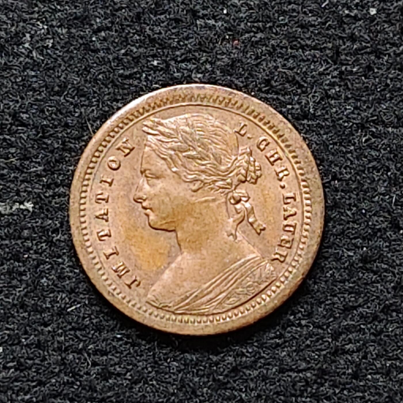 【全场包邮】纯粹捡漏拍480场（免费代拍第17场） 【纪念章】英国LAUER维多利亚女王迷你版1便士纪念章