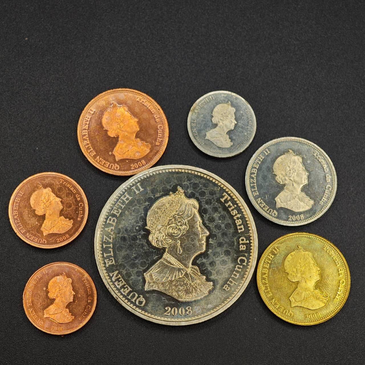 【淘币小摊】实时拍第八百零三拍   散币套币场   满百包邮可预留二周 每周一统一发货   特里斯坦达库尼亚2008年动物7枚套