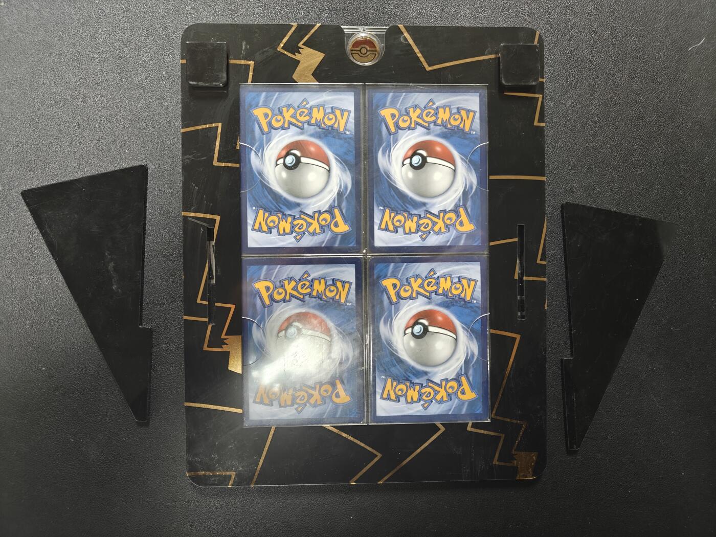 天玑星卡拍第141期《11.24周一截拍》持续收拍收评中 满赠卡需备注 宝可梦 皮卡丘四拼 带卡砖 卡砖老旧介意勿拍