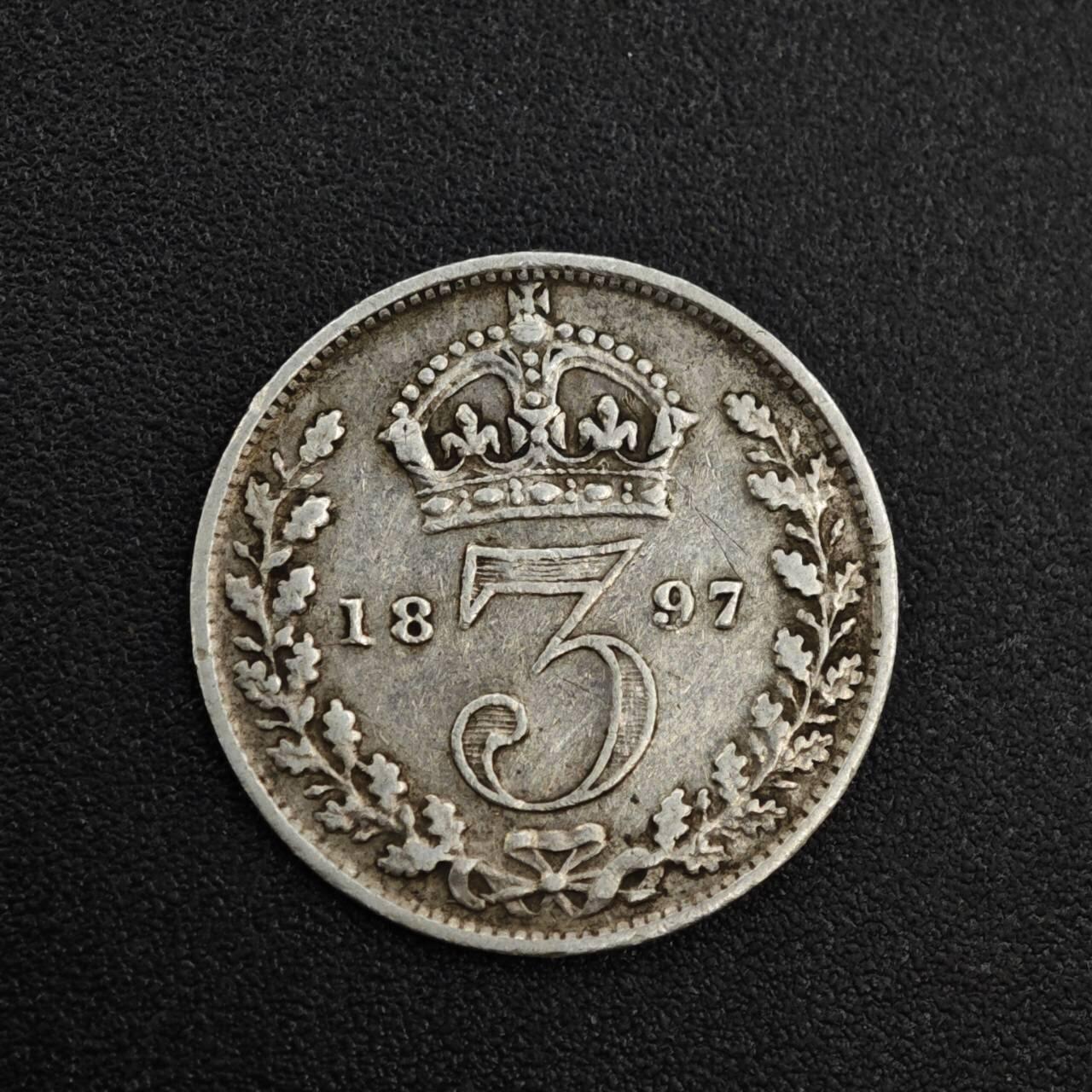 【淘币小摊】实时拍第八百零三拍   散币套币场   满百包邮可预留二周 每周一统一发货   英国1897年维多利亚3便士银币