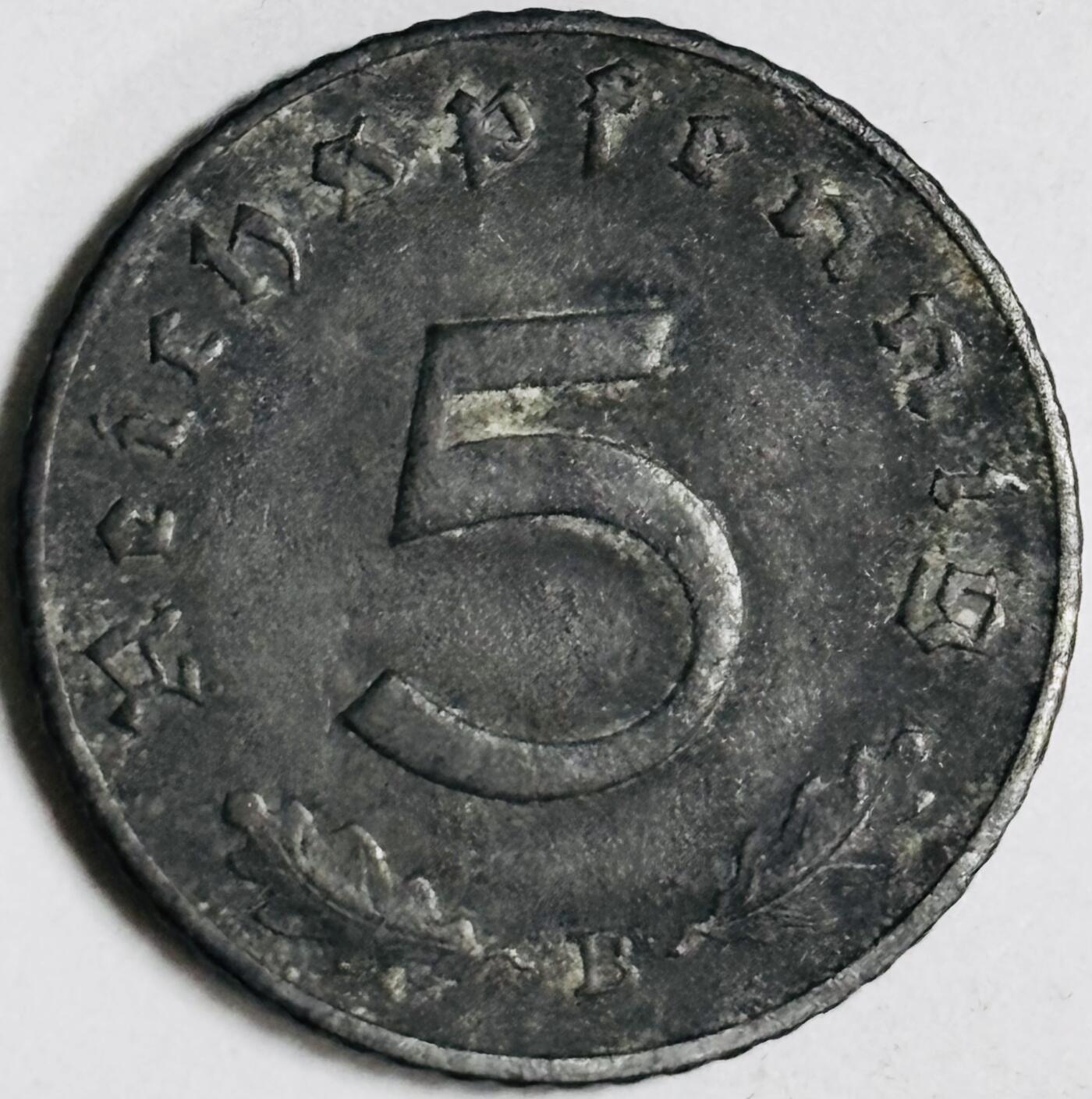 文馨钱币收藏第 282 场，【 长期接收代拍品】，加拿大老铜代用币，银币，德三系列场 极美品 1941 年德三帝国 5 芬尼锌币 B 标，锌币保存不易，品相佳，收藏不错