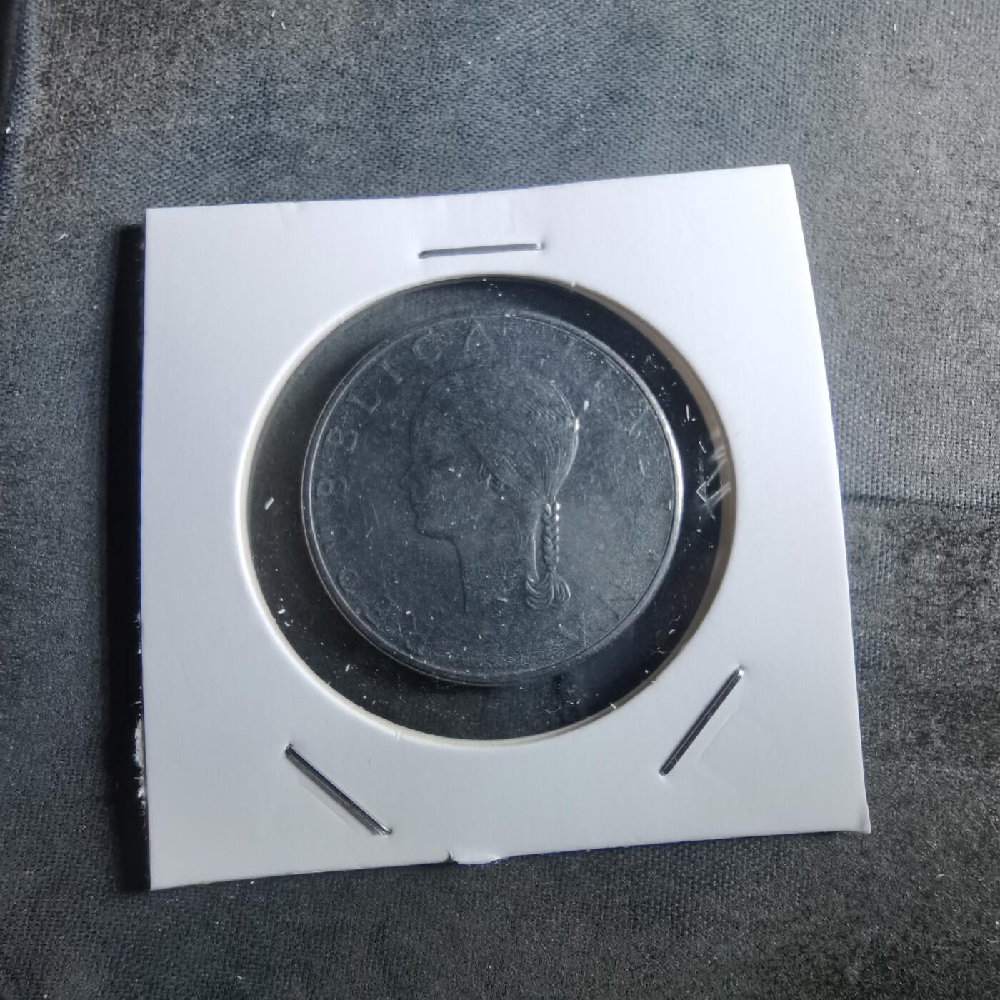 沼泽如烟--第910场 意大利1979年100里拉纪念币