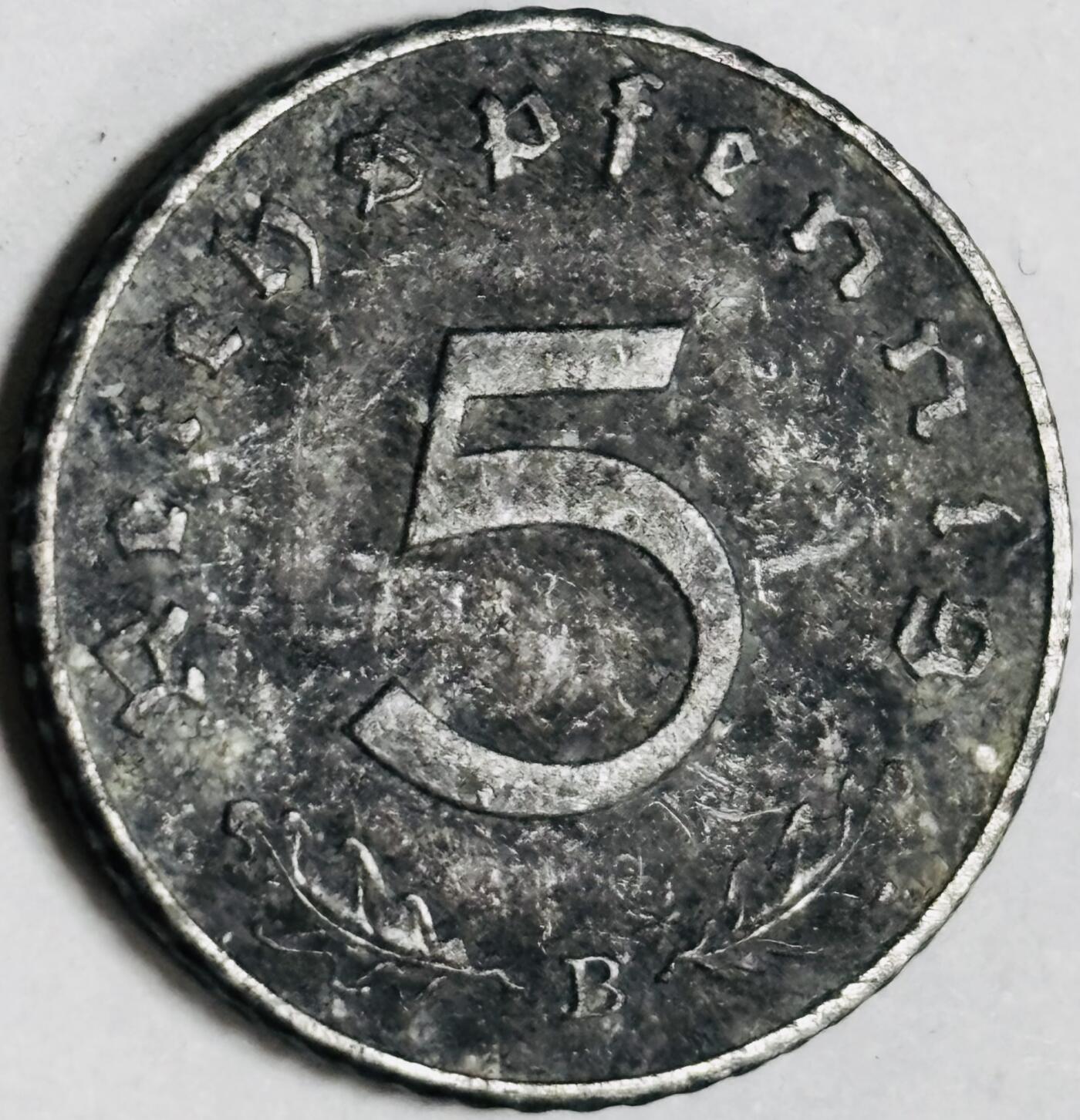 文馨钱币收藏第 282 场，【 长期接收代拍品】，加拿大老铜代用币，银币，德三系列场 极美品 1941 年德三帝国 5 芬尼锌币 B 标，锌币保存不易，品相佳，收藏不错