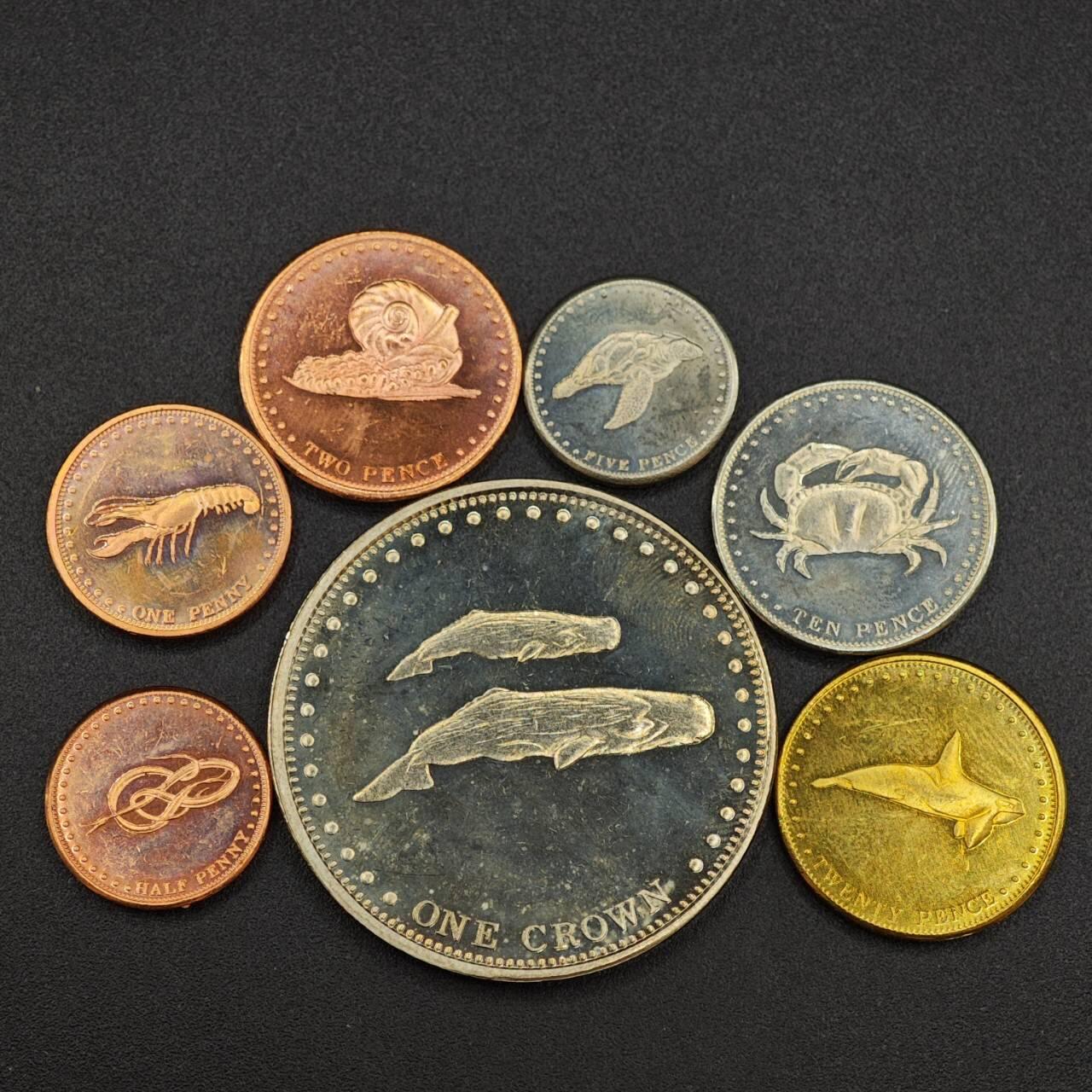 【淘币小摊】实时拍第八百零三拍   散币套币场   满百包邮可预留二周 每周一统一发货   特里斯坦达库尼亚2008年动物7枚套