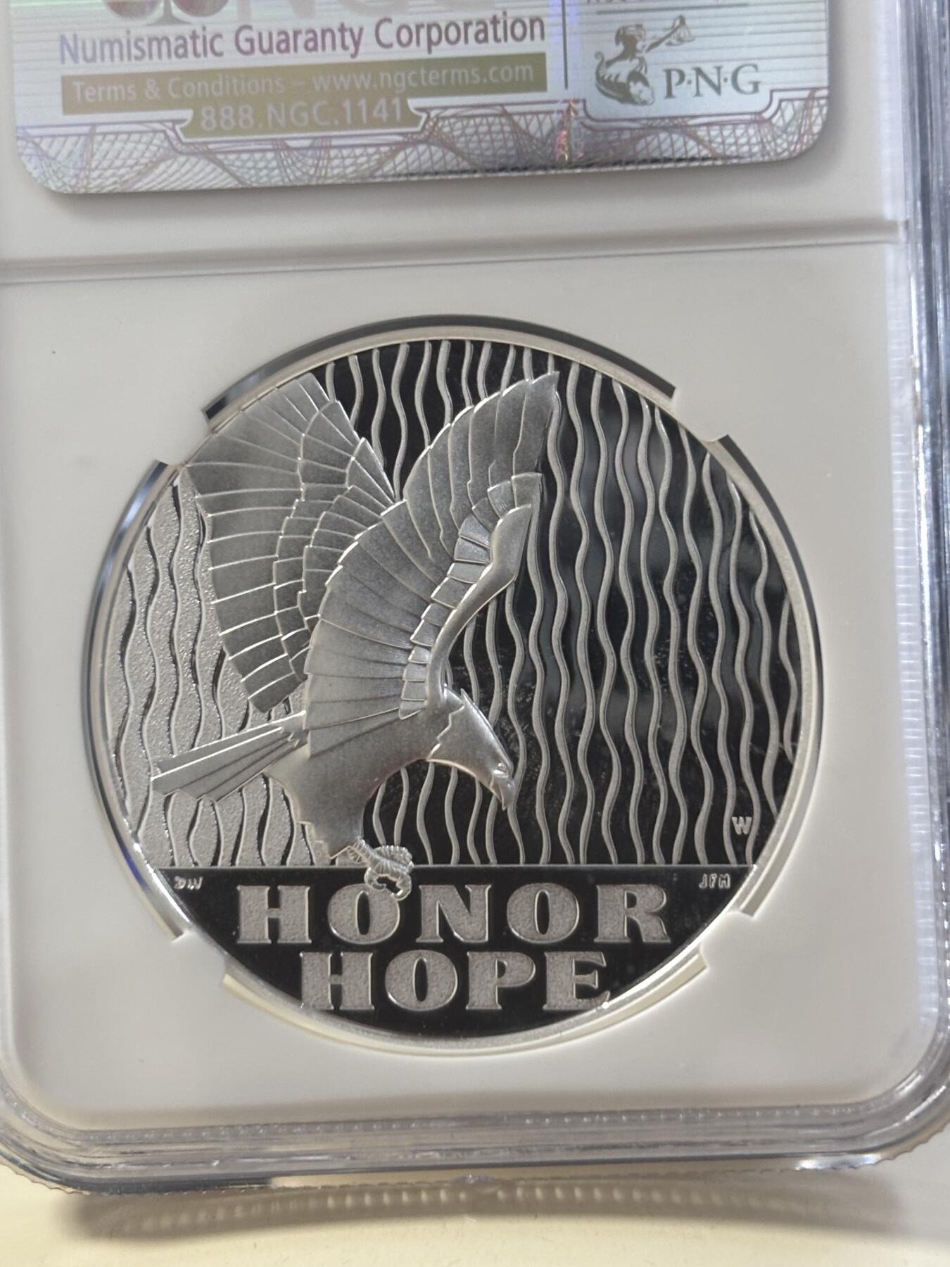 第182期拍卖 美国2011年9/11十周年纪念银章NGC-PF70，1盎司