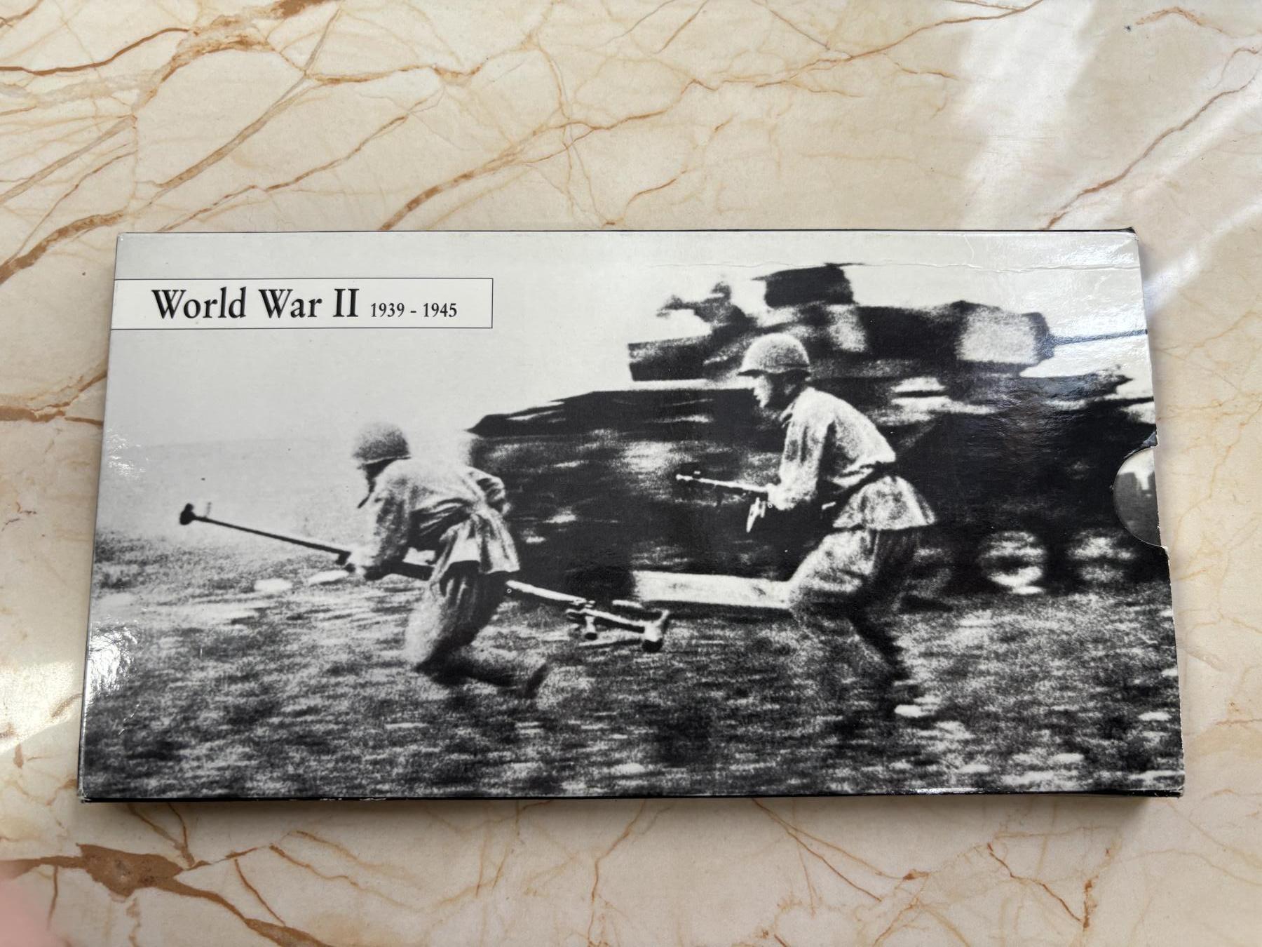 第182期拍卖 俄罗斯1995年第二次世界大战纪念币10枚套卡册